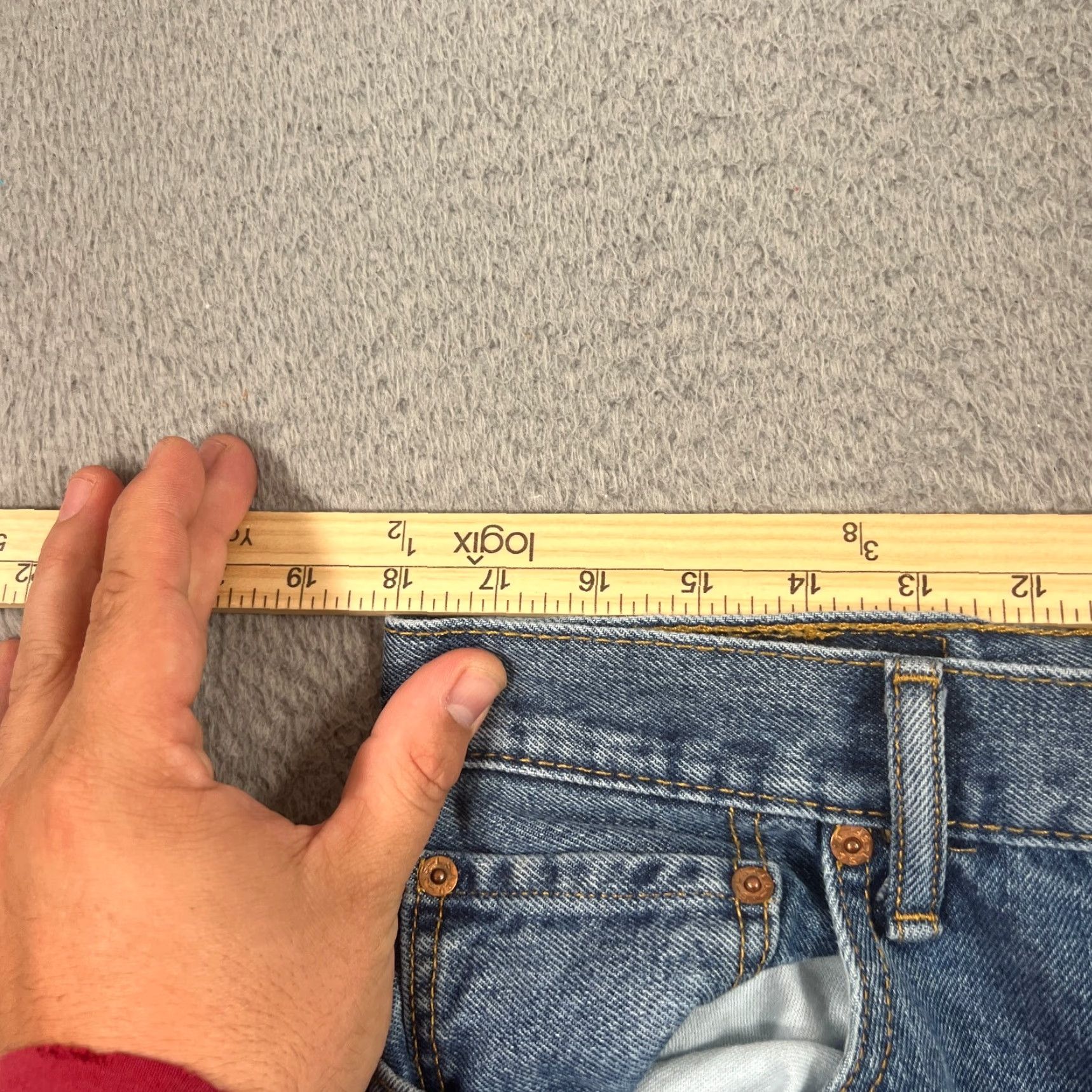 Levi's VINTAGE Levi's Jeans Men's 34 Relaxed Straight Distressed Blue 550 Y2K Grunge USA 5-Pocket Denim Pants Size US 34 / EU 50 - 4 Thumbnail