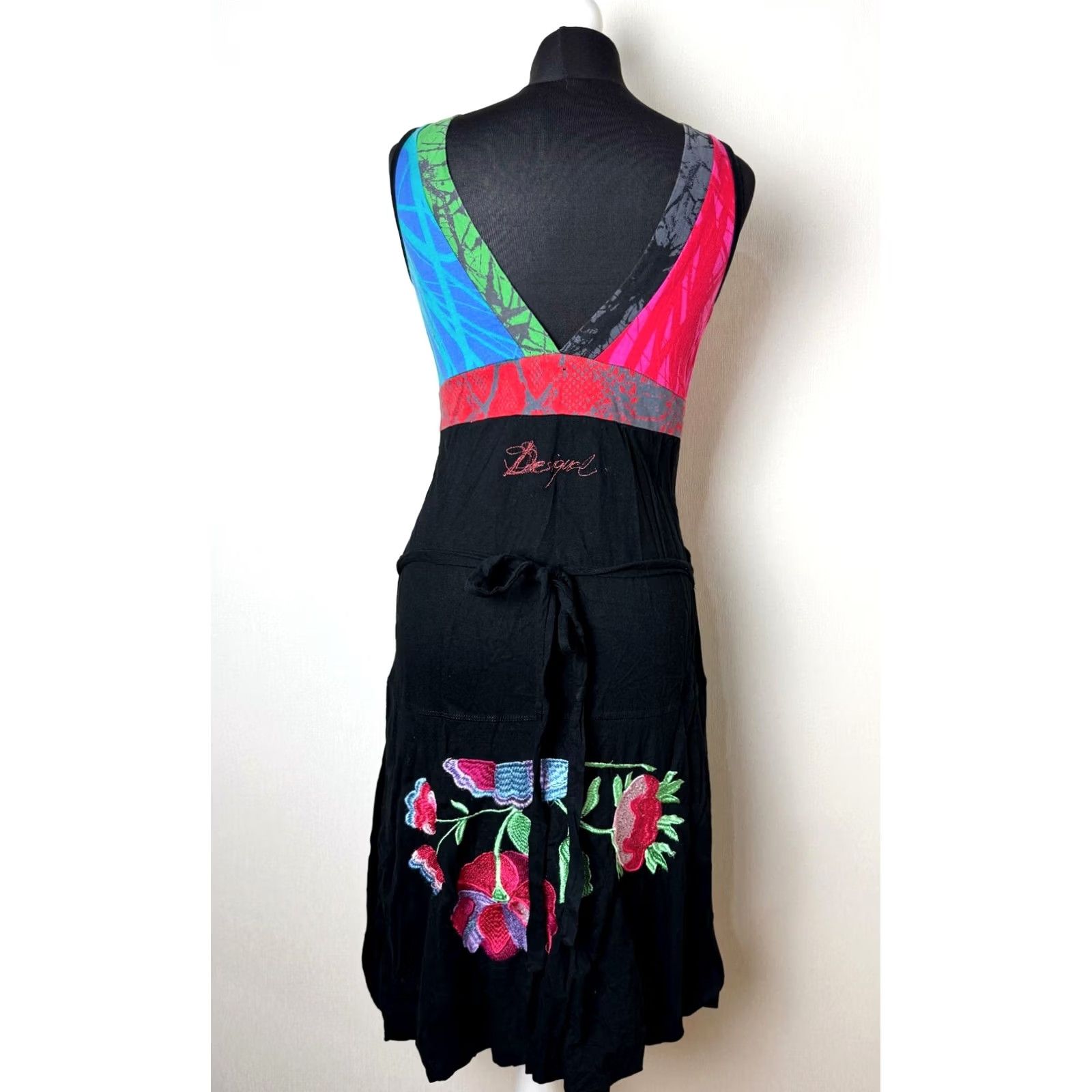 Desigual Desigual Dress Womens A-Line Size L Knee Length Multicoloured 101 cm (Very good) Girls? Mens? Size L / US 10 / IT 46 - 5 Thumbnail