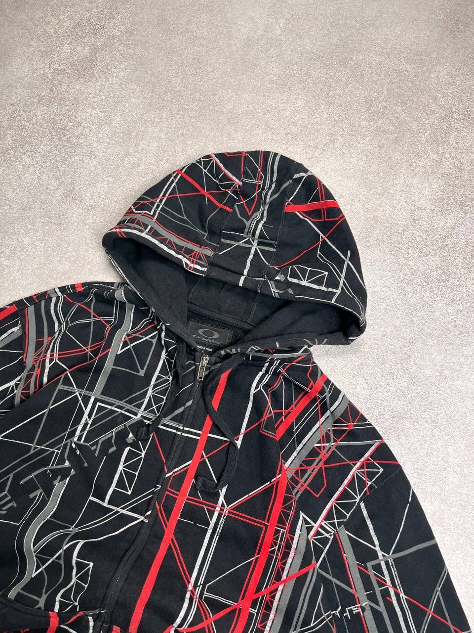 Vintage Vintage Oakley Geometric Avantgarde Boxy Hoodie Y2K L Size US L / EU 52-54 / 3 - 3 Thumbnail