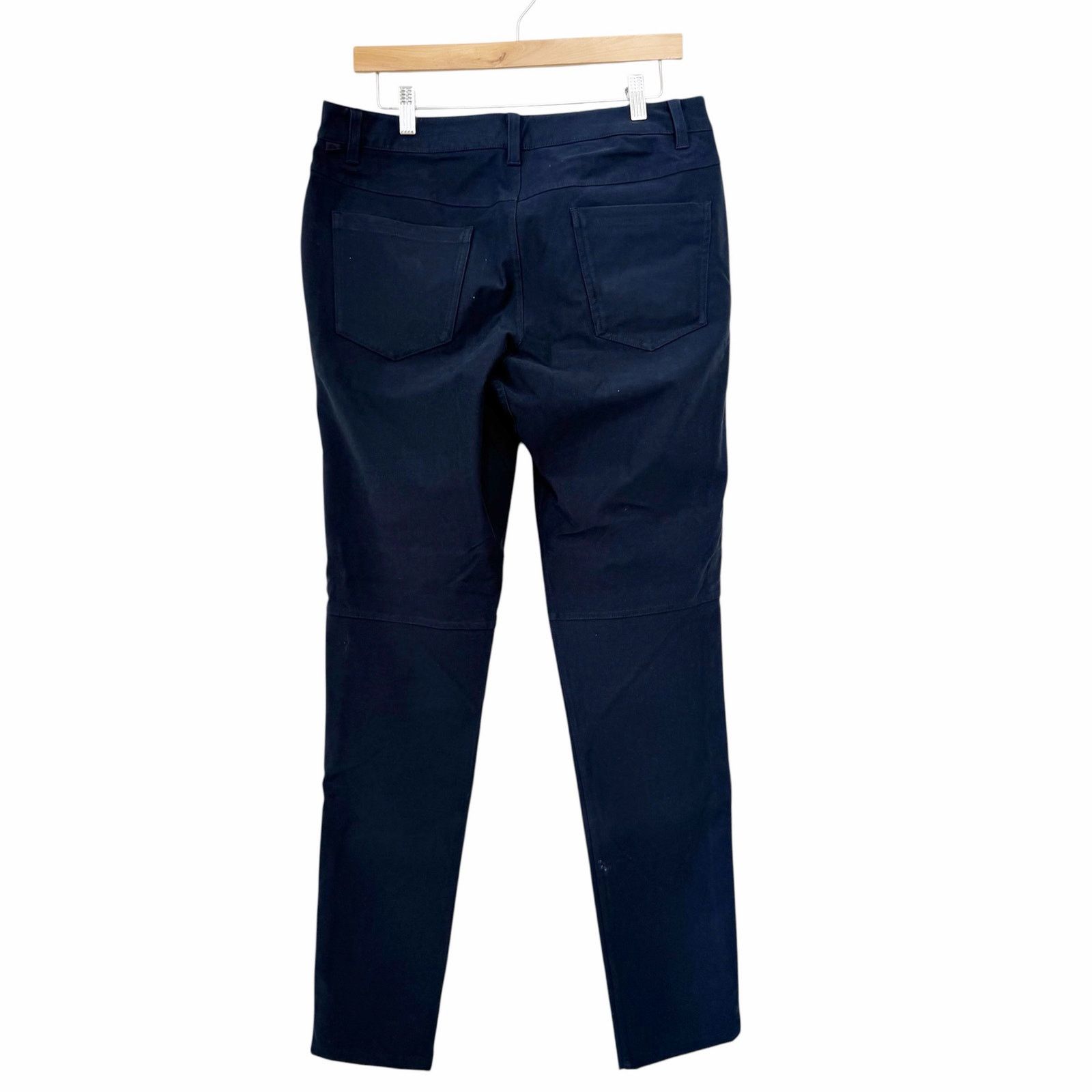 Lululemon Lululemon Navy Blue Flat Front Chino Pants Sz 32 Size US 32 / EU 48 - 3 Thumbnail