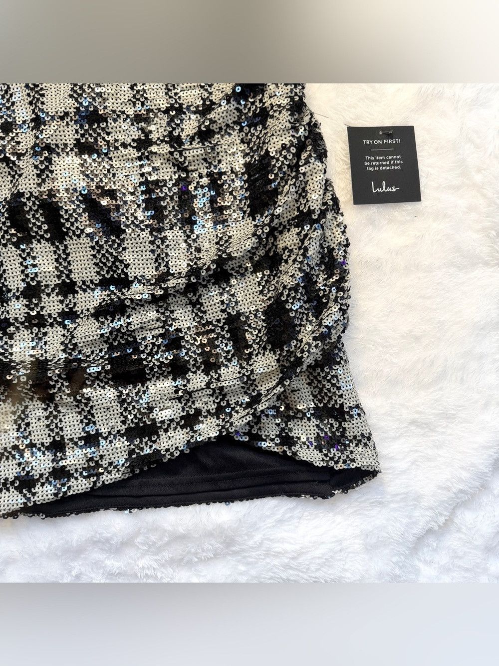 Lulus Plaid My Love Shiny Black/White Plaid Sequin Mini Dress Size L / US 10 / IT 46 - 10 Thumbnail