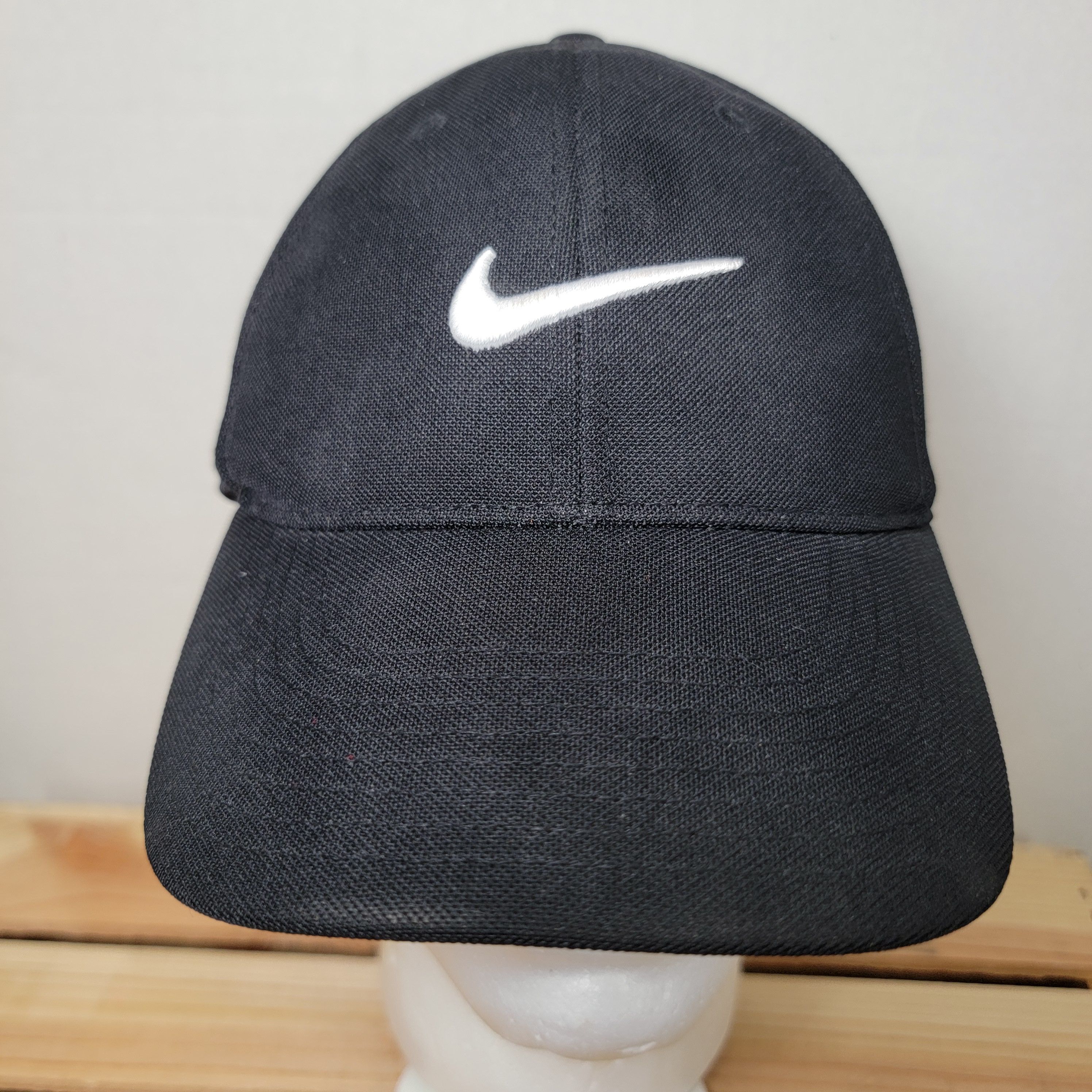 Nike Nike Golf Black Ball Cap Embroidered Logo - Size M/L Size ONE SIZE - 1 Thumbnail