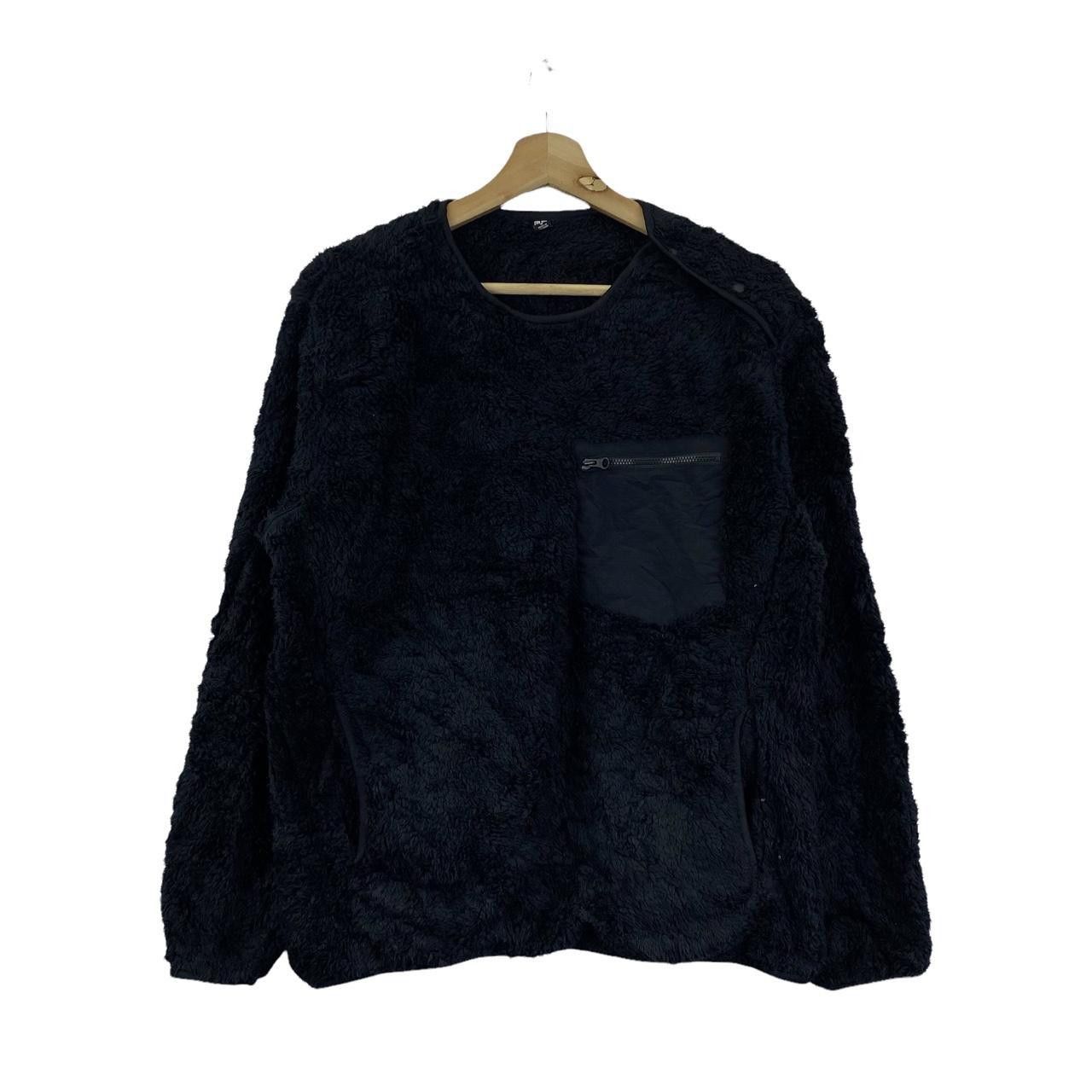 Uniqlo Vtg UNIQLO JAPAN Minimalist Black Sherpa Fleece Sweater Size US M / EU 48-50 / 2 - 1 Thumbnail
