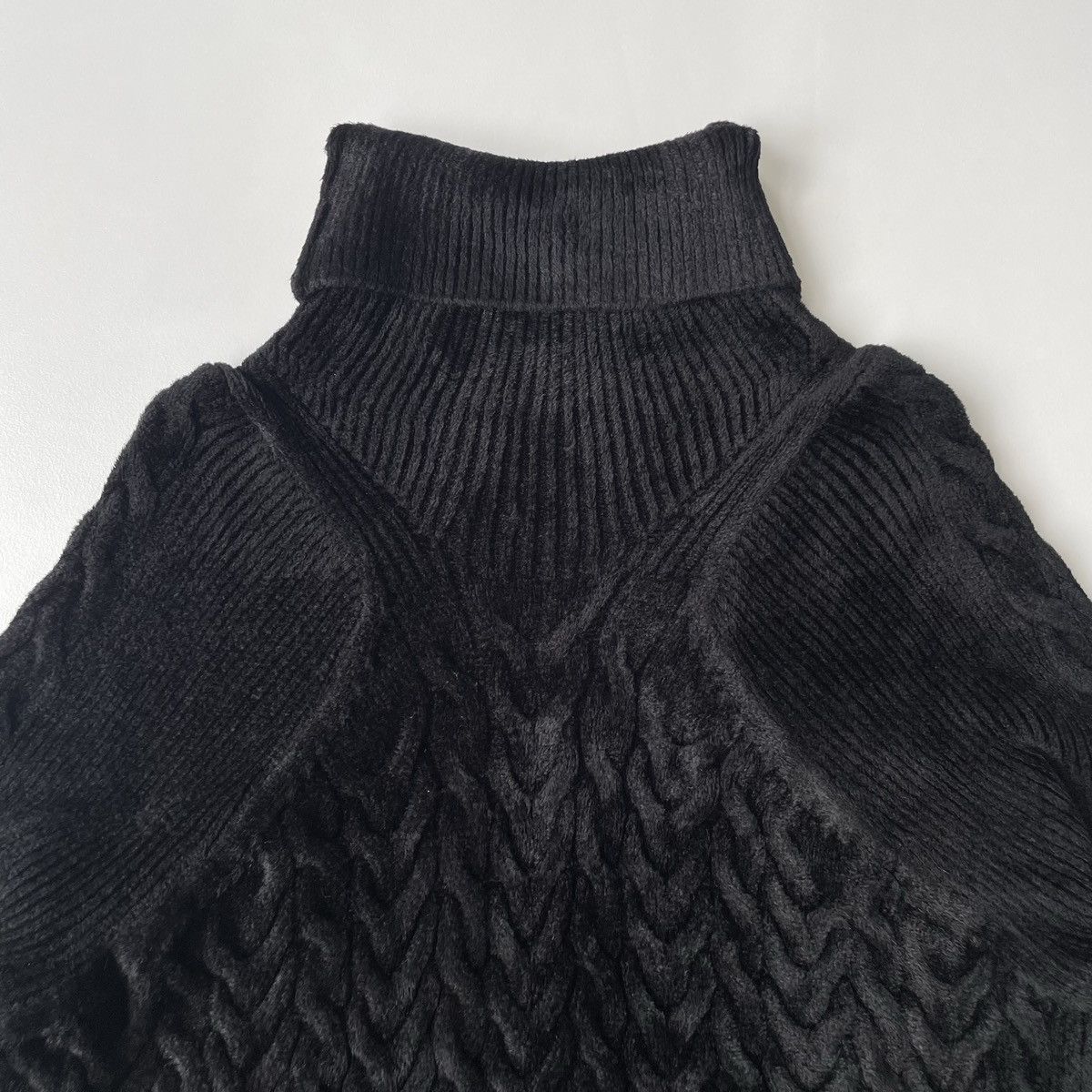 Haider Ackermann Black Chenile Chevron Velvet Sweater Size US S / EU 44-46 / 1 - 2 Thumbnail