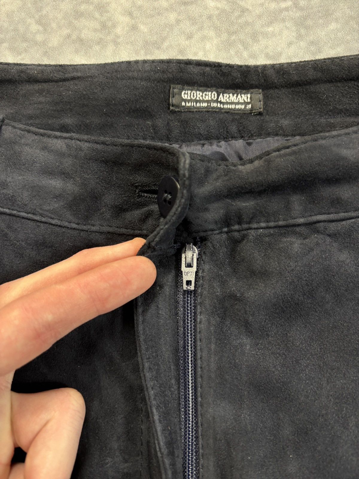Giorgio Armani × Vintage 1980s Giorgio Armani Suede Pants Vintage Borgonuovo Black 44 Size 30" / US 8 / IT 44 - 5 Thumbnail