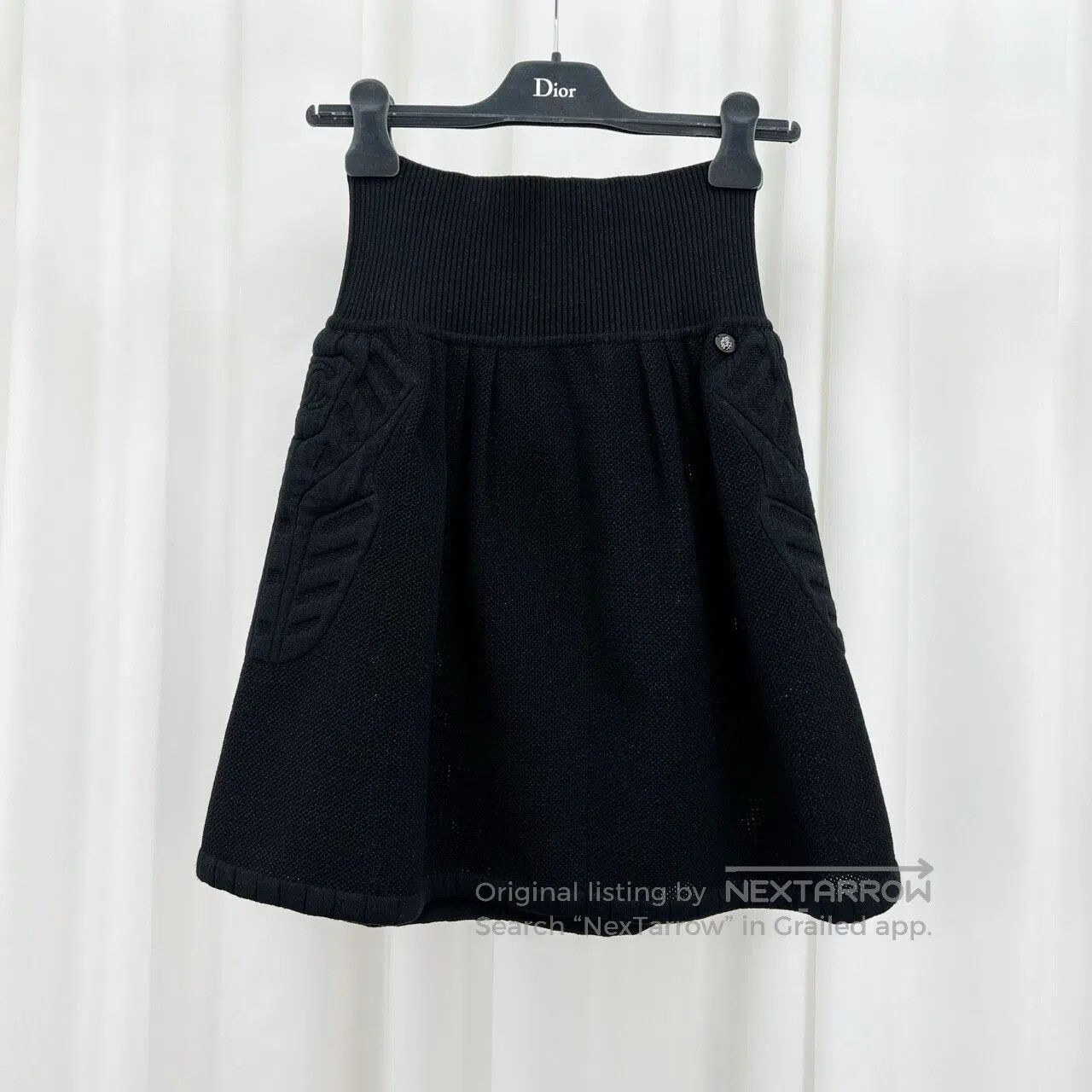 Chanel Chanel Embossed Logo Knit Skirt| Size XS / US 0-2 / IT 36-38 - 1 Thumbnail
