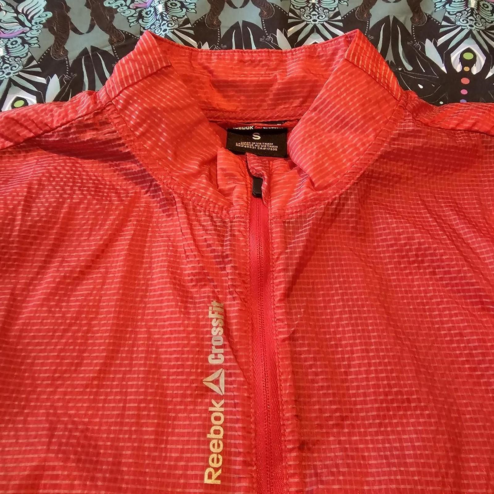 Reebok Reebok Women's Black and Red Sheer Rain Crossfit Jacket Size S / US 4 / IT 40 - 5 Thumbnail