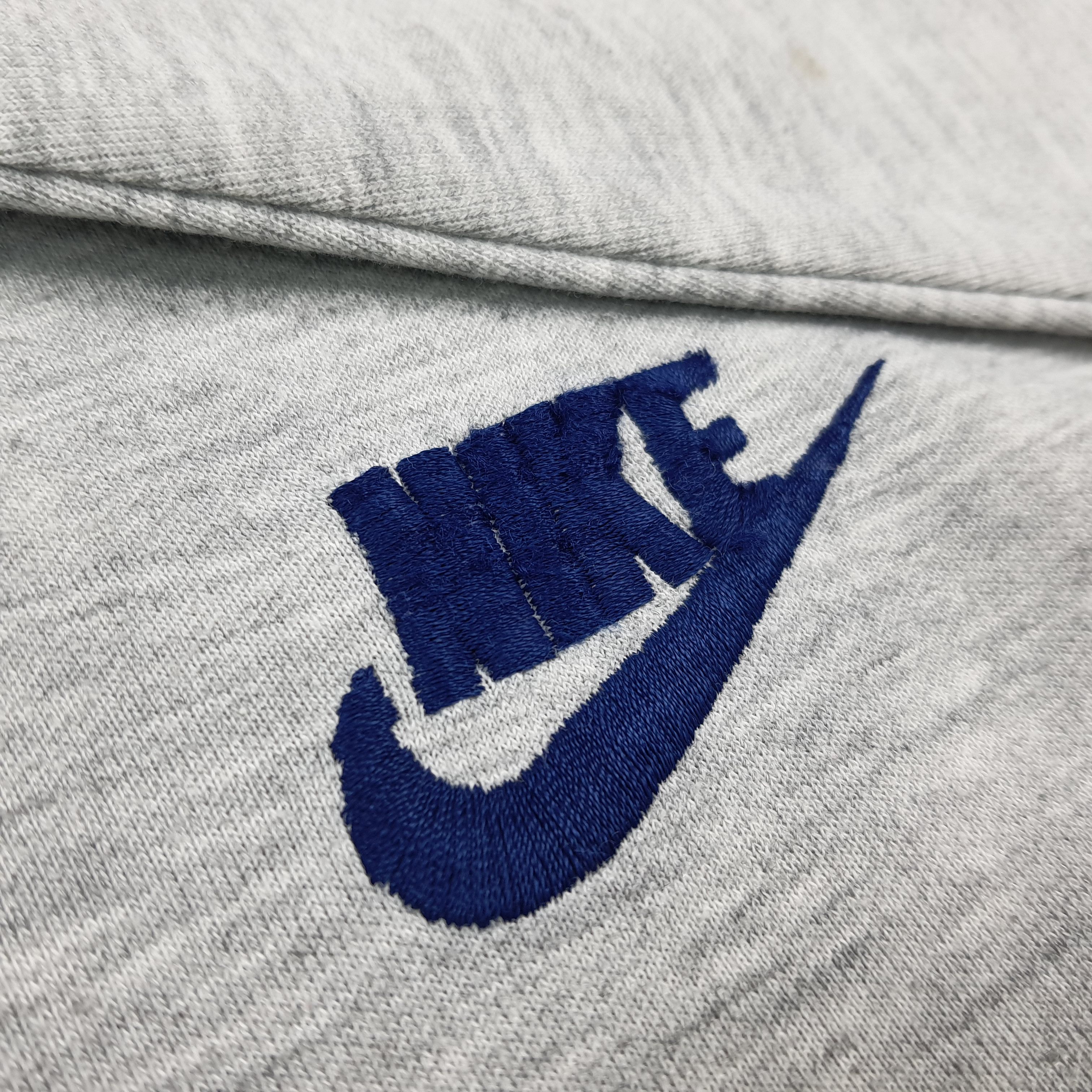 Nike Vintage 90s Nike Center Swoosh Turtleneck Sweatshirt C293N24 Size US M / EU 48-50 / 2 - 5 Thumbnail