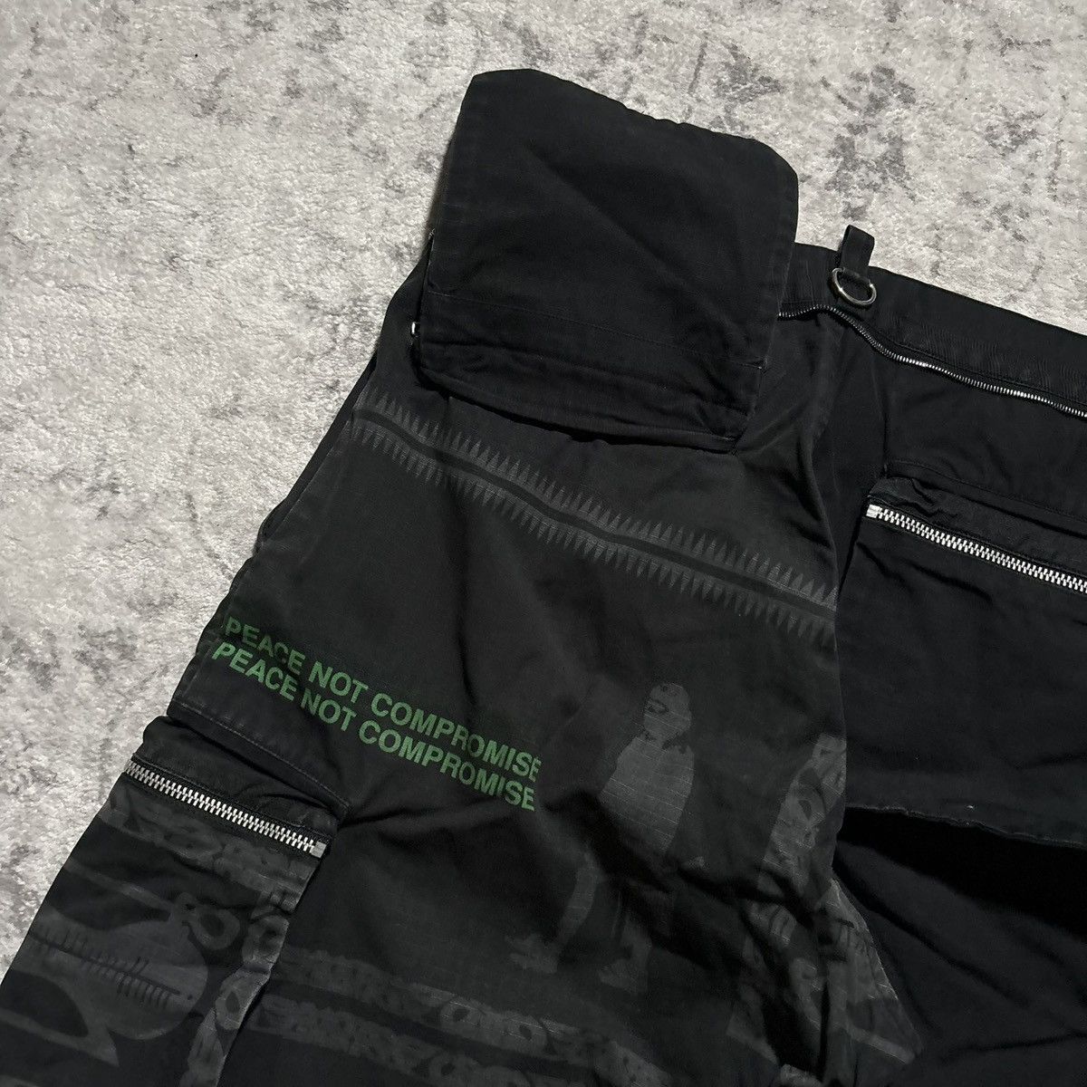 Undercover Undercover SS03 Scab Reconstructed Tribal Split Cargos | M Size US 30 / EU 46 - 11 Thumbnail