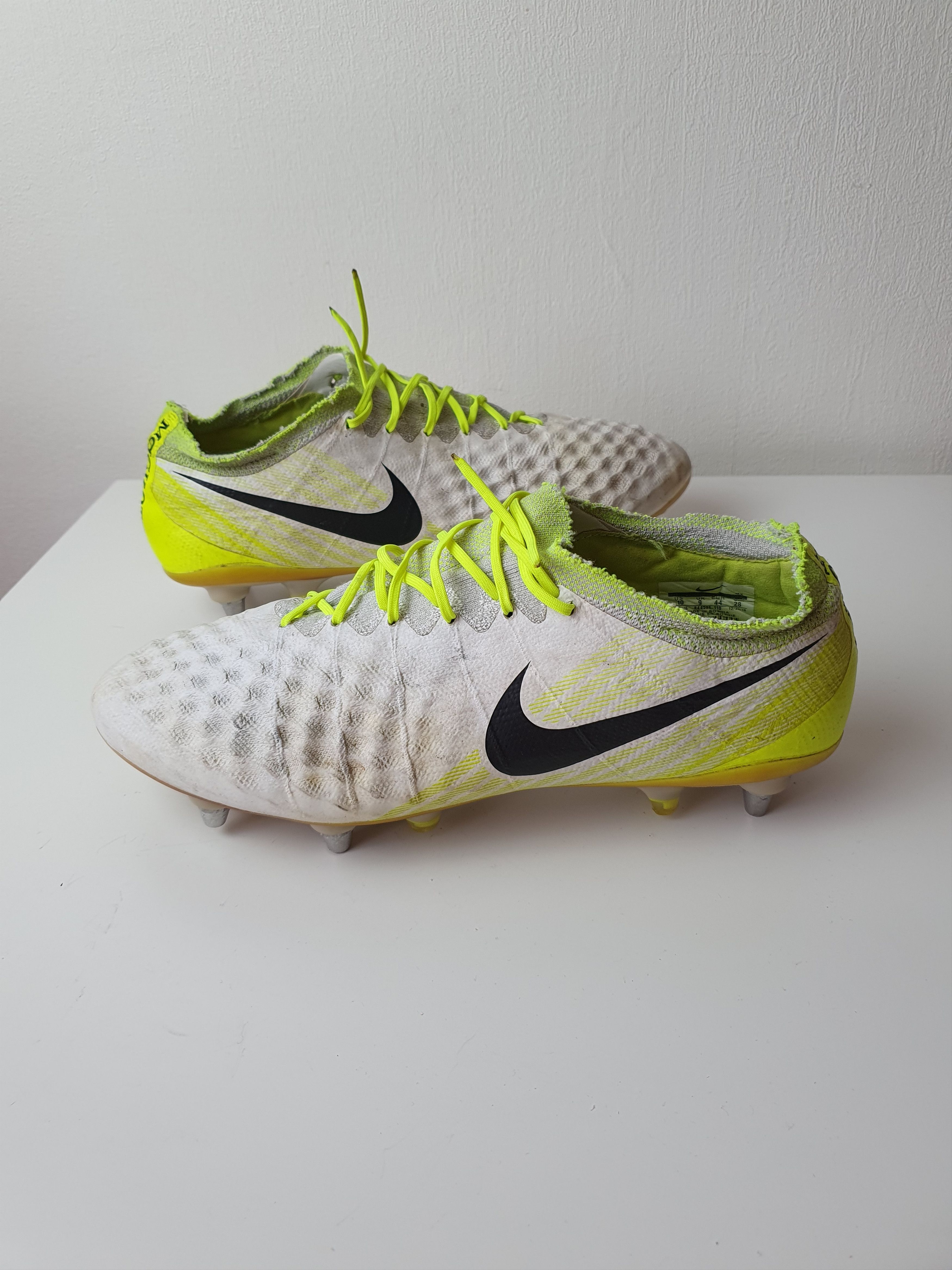 Nike Football Caps Nike Magista Obra 2 SG Pro ACC ANTI CLOG Size US 10 / EU 43 - 4 Thumbnail