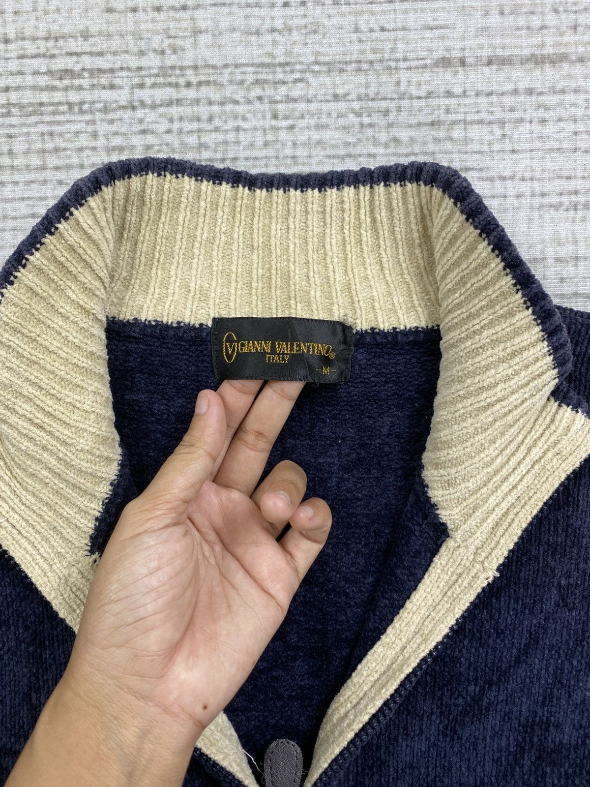 Gianni Valentino × Vintage Vintage Gianni Valentino Halfzipper Knitwear Size US M / EU 48-50 / 2 - 7 Thumbnail