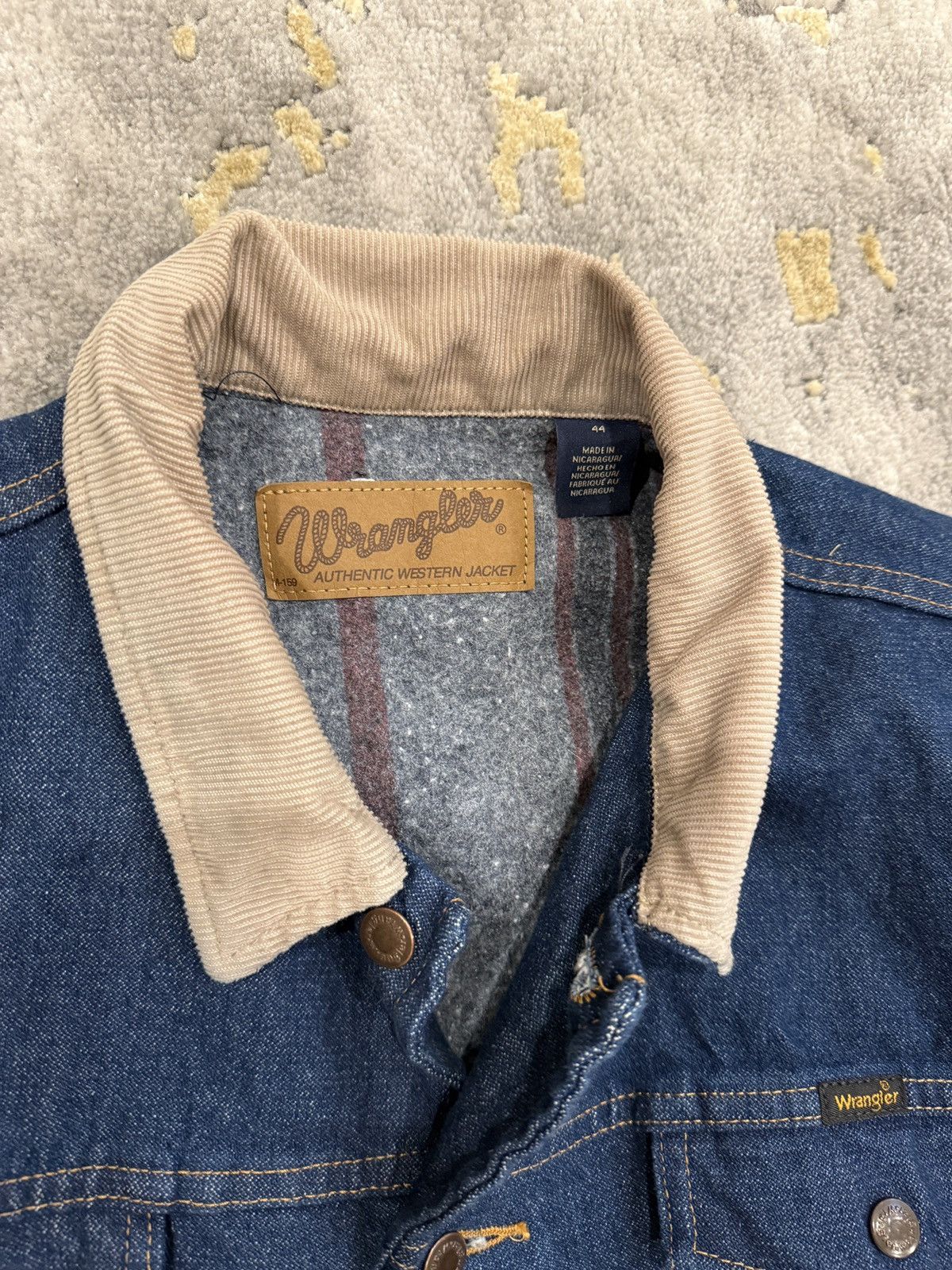 Wrangler Wrangler Blanket Lined Denim Jacket Corduroy Collar Size US L / EU 52-54 / 3 - 3 Thumbnail