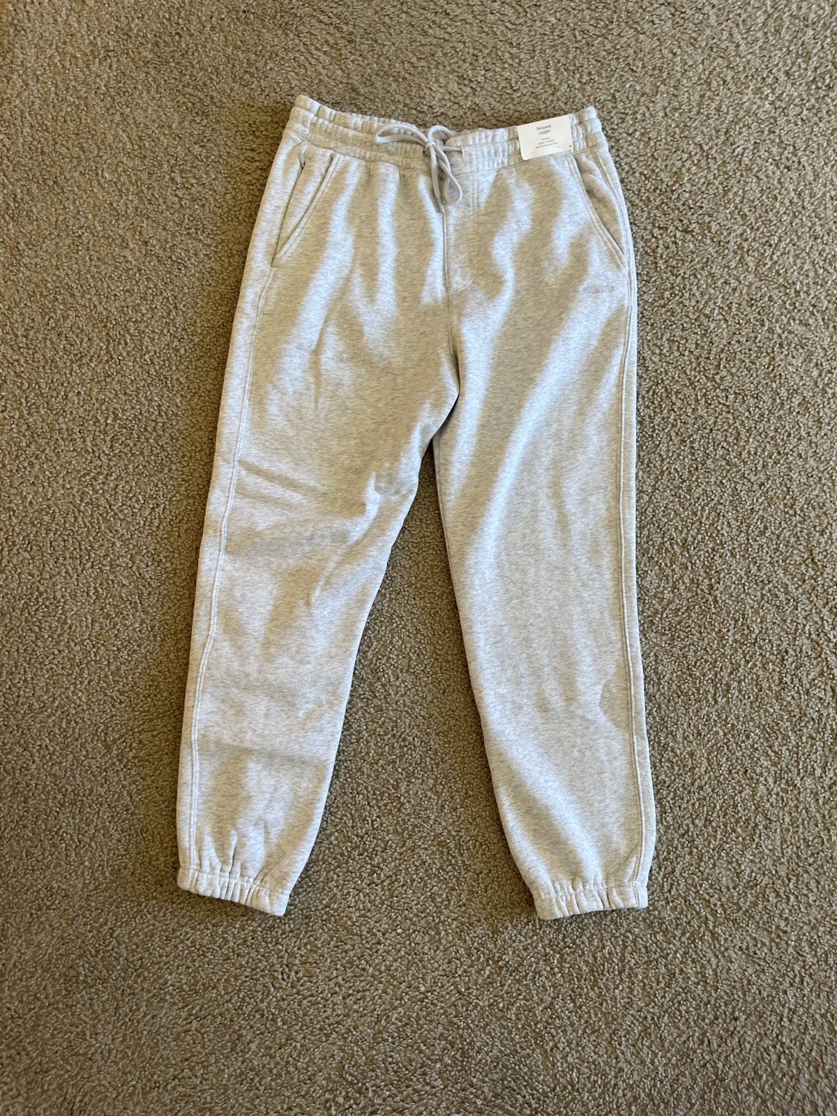 Hollister Hollister Baggy Grey Sweatpants Size US 32 / EU 48 - 1 Thumbnail