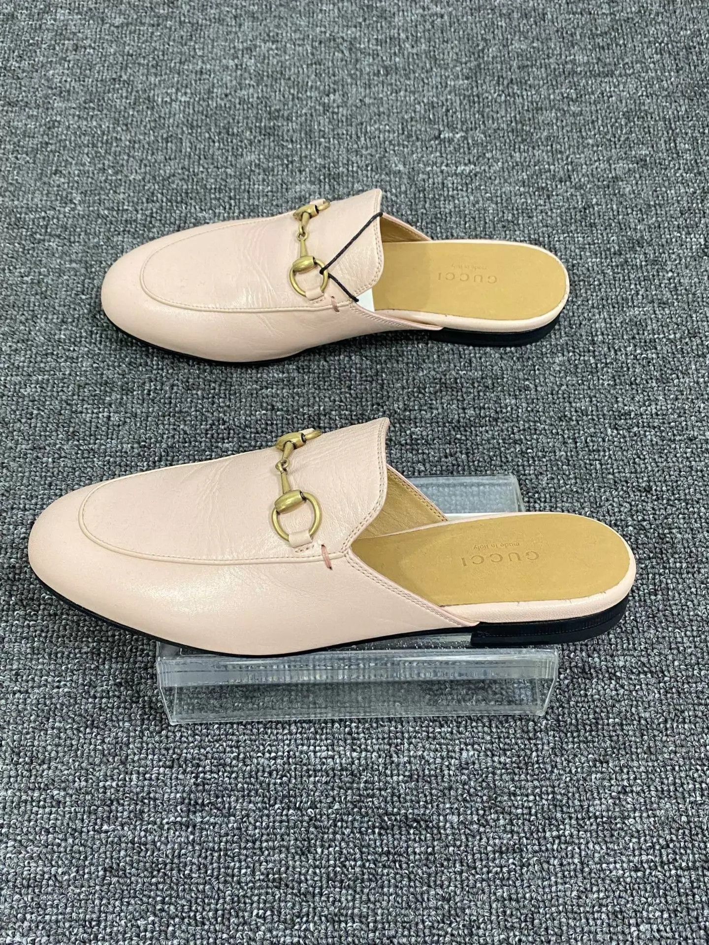 Gucci GUCCI Horsebit Nude Birkenstock-style Mule Size US 5 / IT 35 - 4 Thumbnail