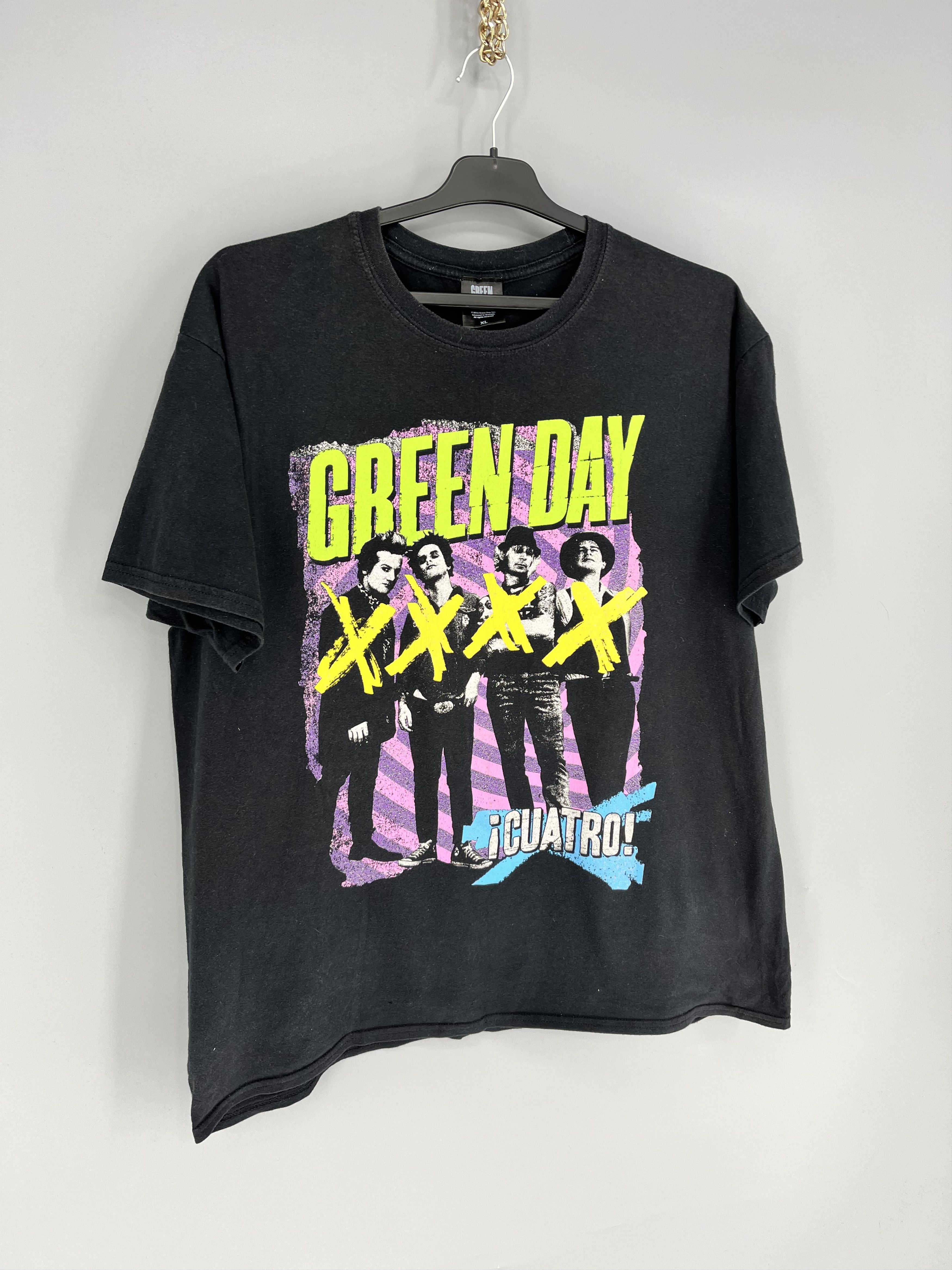 Band Tees Vintage Green Day Band T-Shirt Us Punk Tshirts Band Tee Size US XL / EU 56 / 4 - 2 Thumbnail