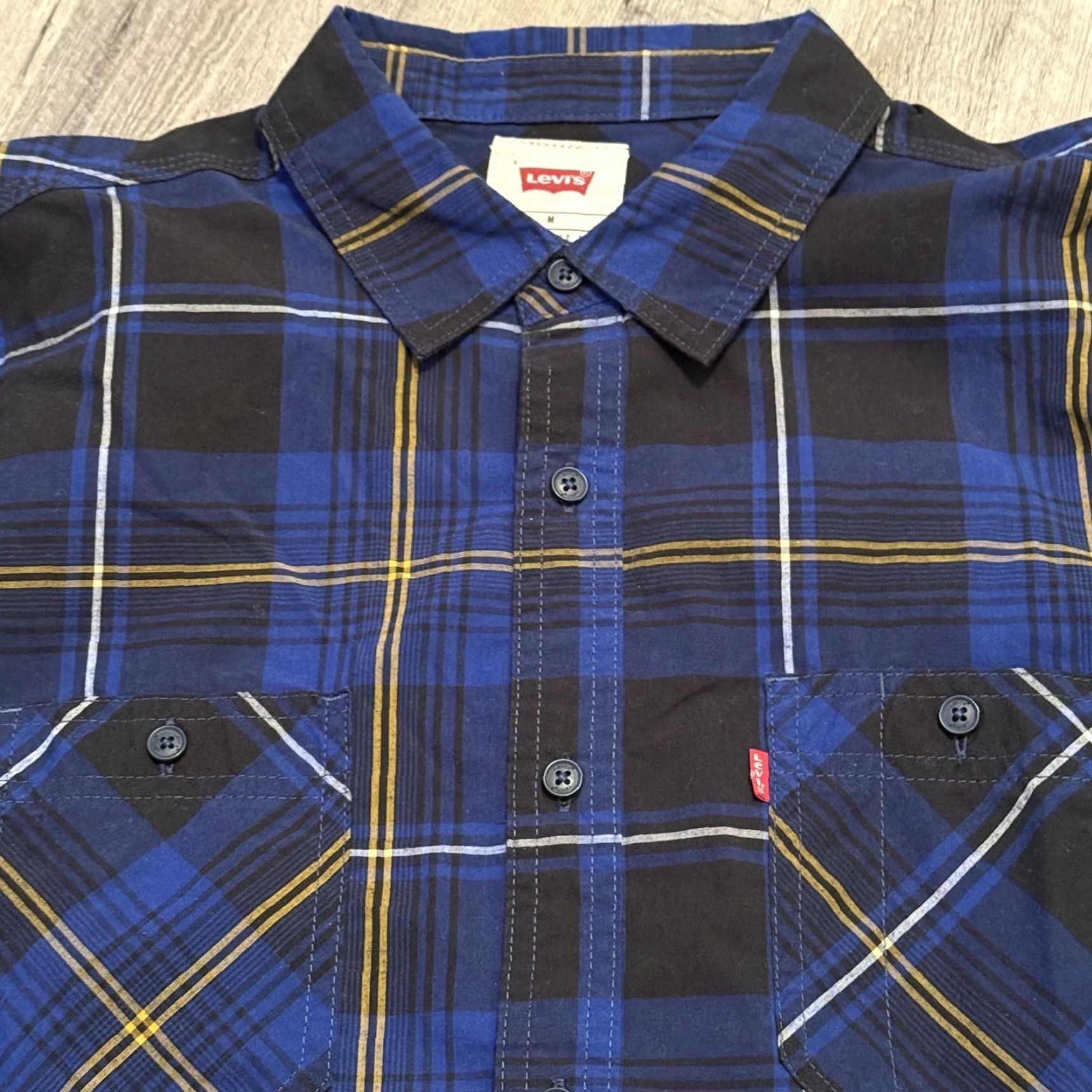 Levi's Levi’s Shirt Mens Sz Medium Long Sleeve Button Up Woven Blue Black Plaid 90s Grunge workwear Casual Size US M / EU 48-50 / 2 - 7 Thumbnail