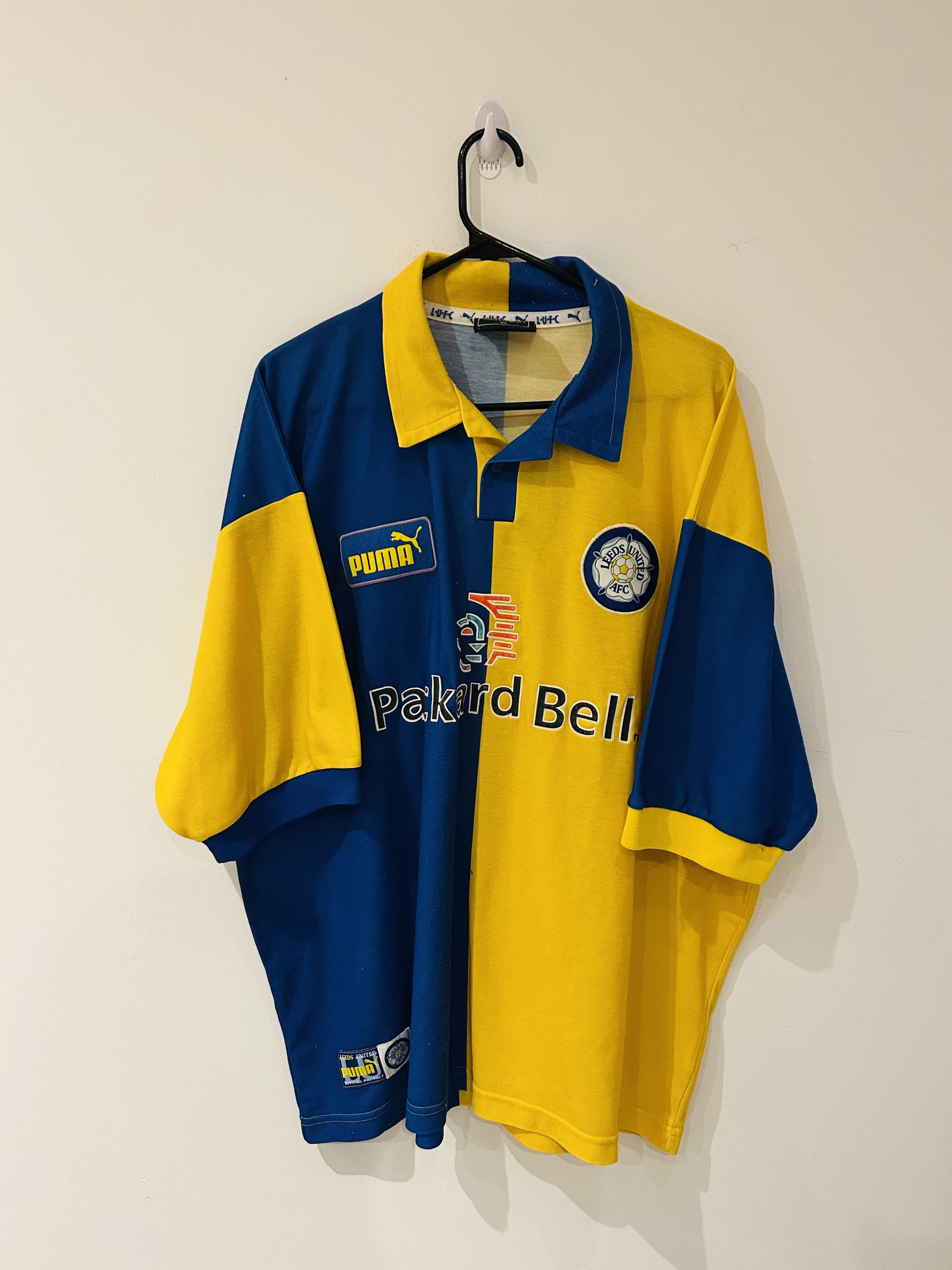 Puma × Vintage Leeds united 1997/98 home jersey Size US XL / EU 56 / 4 - 1 Thumbnail