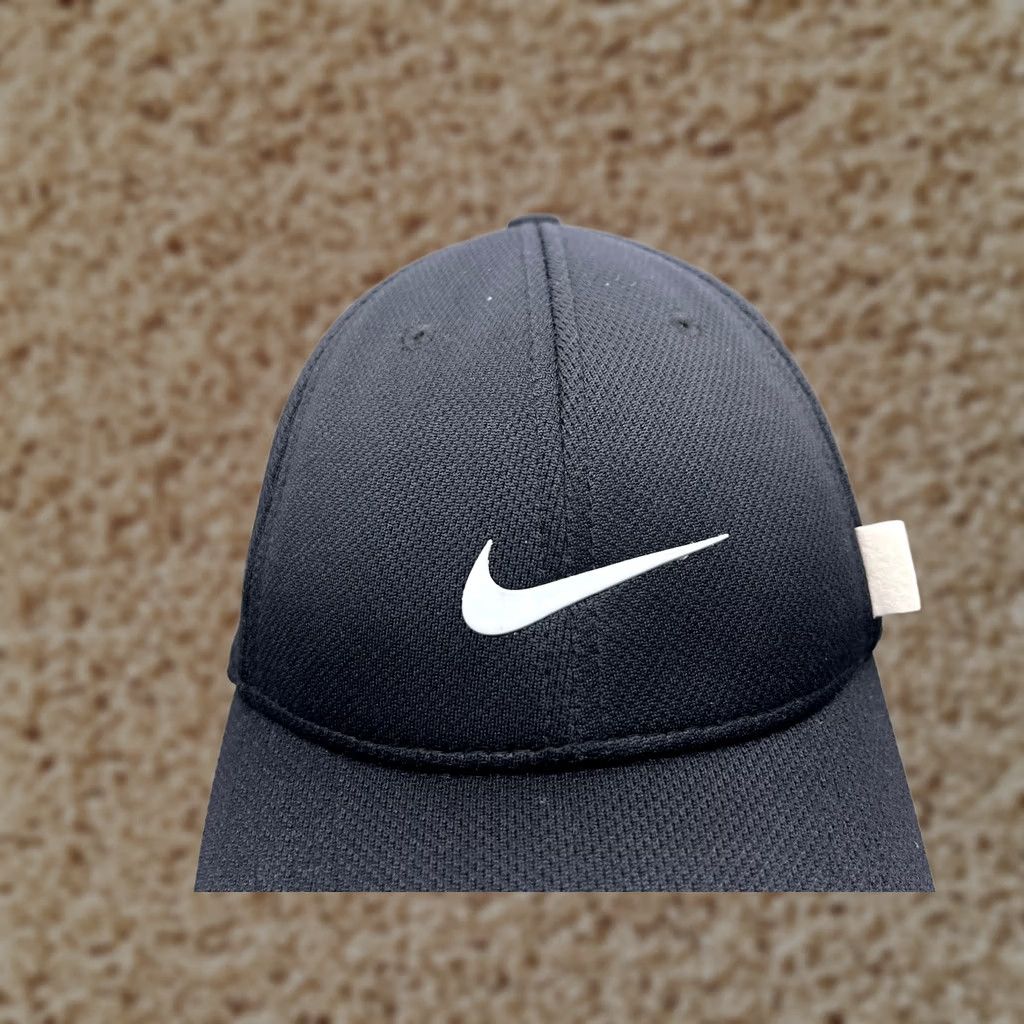 Nike Nike Hat Cap Fitted Adult One Size Black Swoosh Logo Dri-Fit 100% Polyester Baseball Cap Nike Mens Cap Size ONE SIZE - 1 Thumbnail