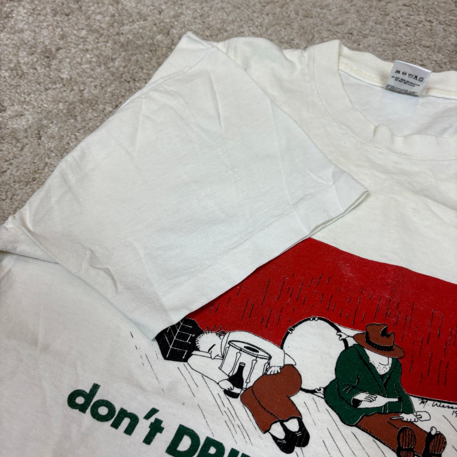 Vintage Vintage 1989 Don't Drink and Drum T Shirt Men's XL Drummer Size US XL / EU 56 / 4 - 7 Thumbnail
