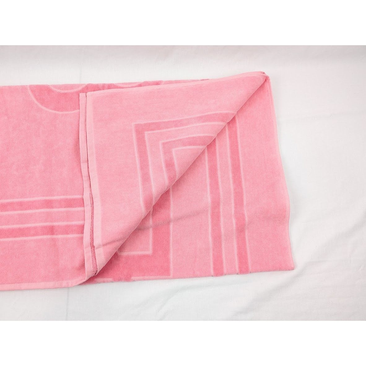 Balenciaga o1rshd1 Size: OS / SA BB Paris Icon Towel in Pink Size ONE SIZE - 4 Thumbnail