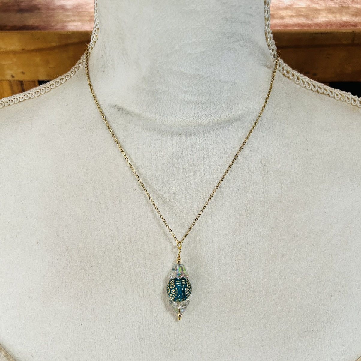 Handmade Handcrafted elegant glass beaded pendant on chain necklace Size ONE SIZE - 3 Thumbnail