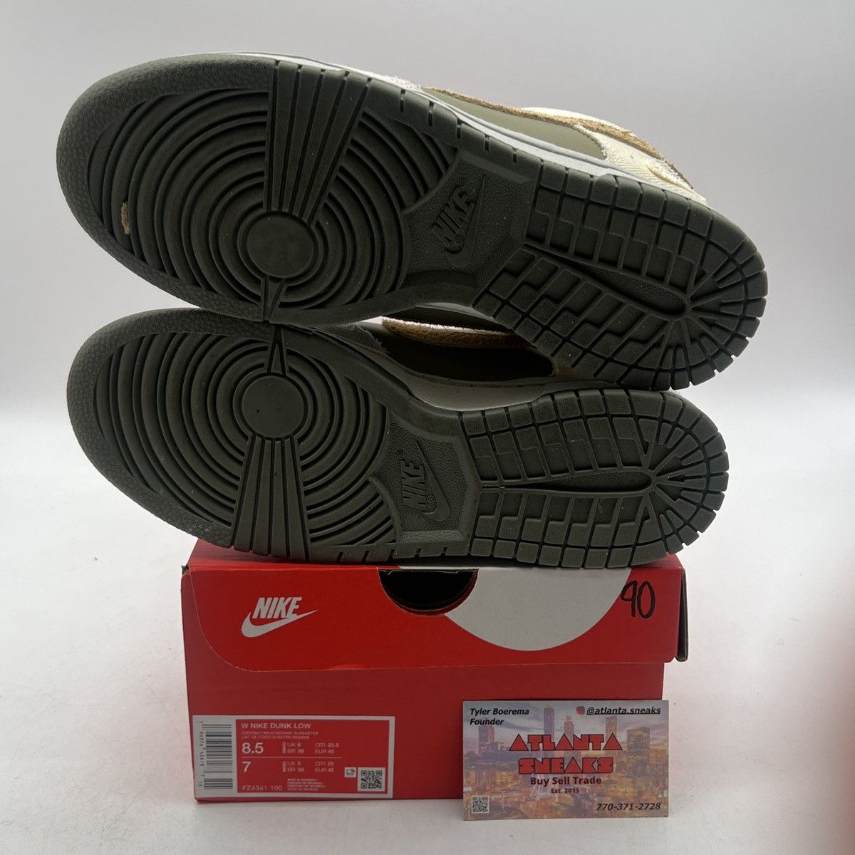 Nike Wmns dunk low light bone dark stucco Size US 8.5 / EU 41-42 - 8 Thumbnail