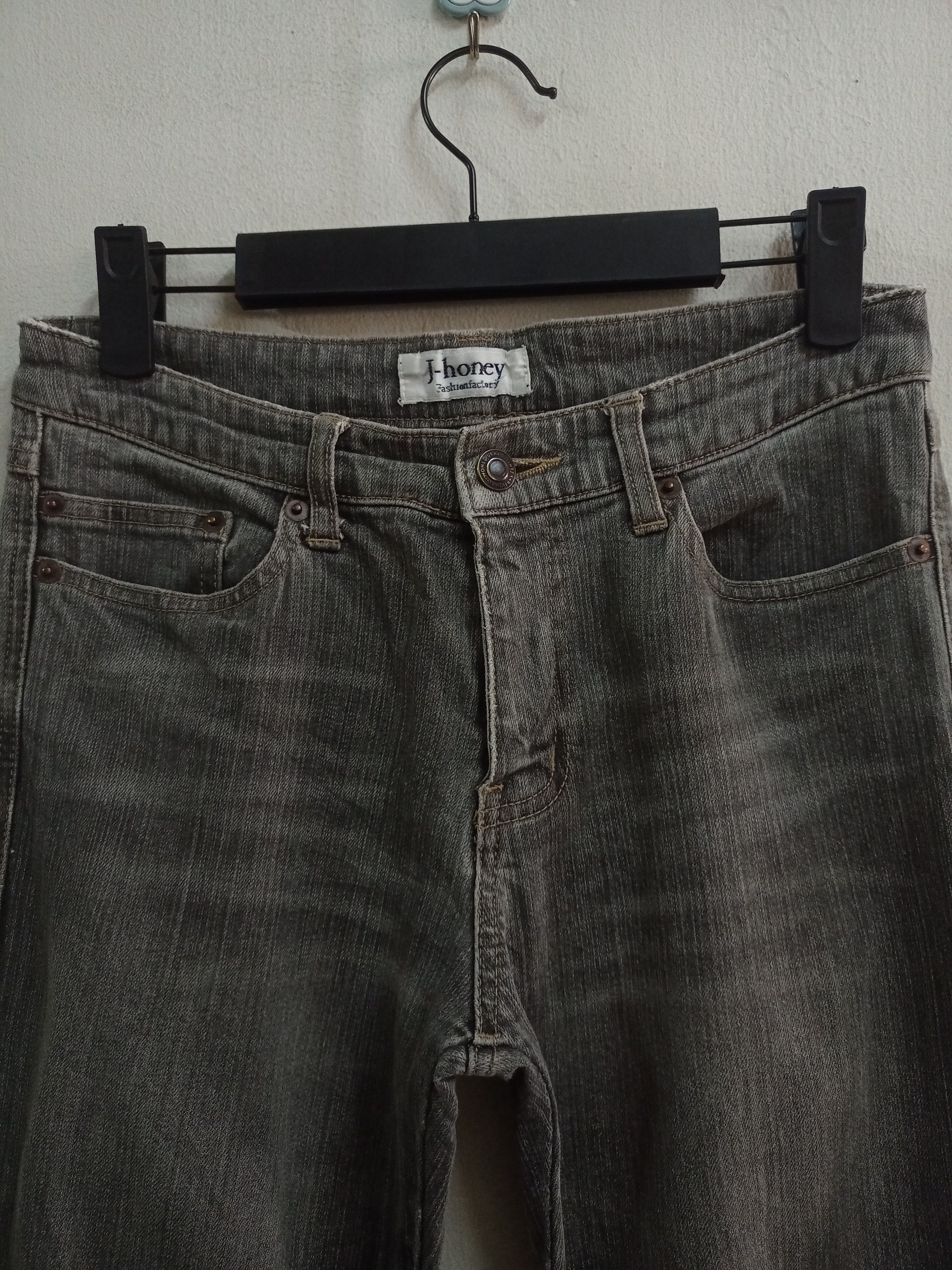 Japanese Brand Vintage Japanese Brand Faded Style Flare Jeans Size 28" / US 6 / IT 42 - 4 Thumbnail
