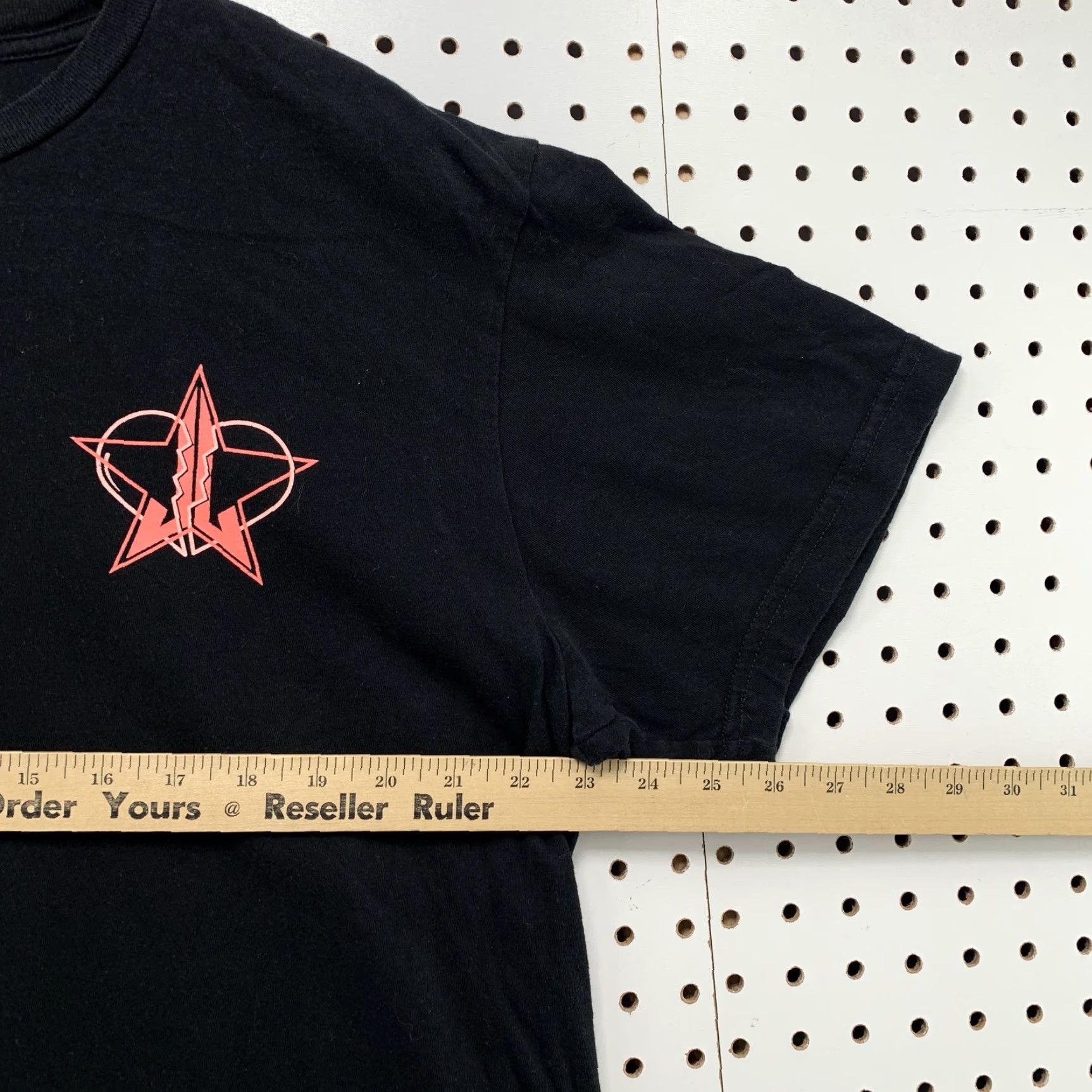 Vintage Jeffree Star Fashion Shirt Black Mens XL Short Sleeve Shirt Mens XL Black T-Shirt Size US XL / EU 56 / 4 - 5 Thumbnail