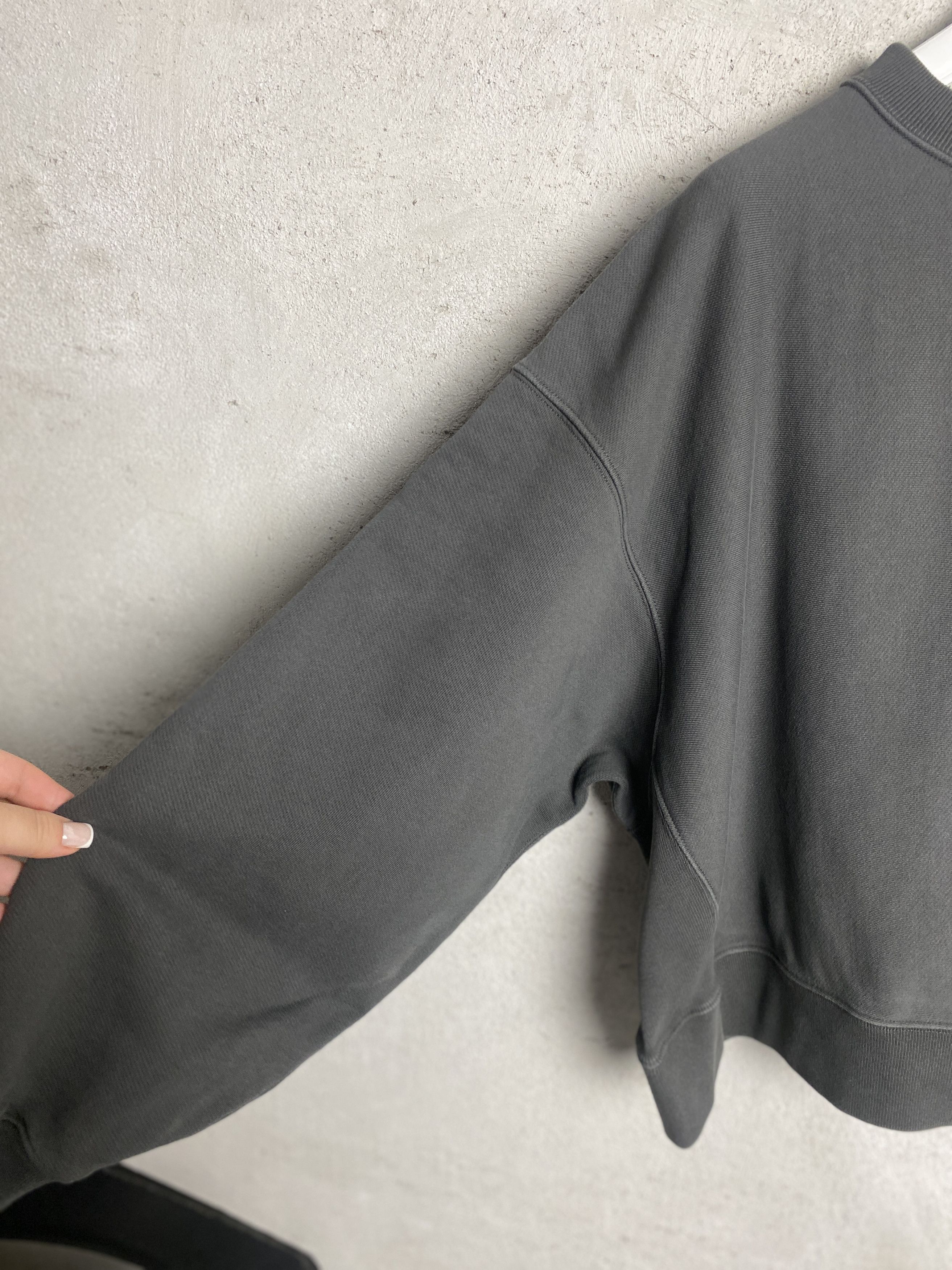 JW Anderson uniqlo sweatshirt y2k casual oldmoney opium