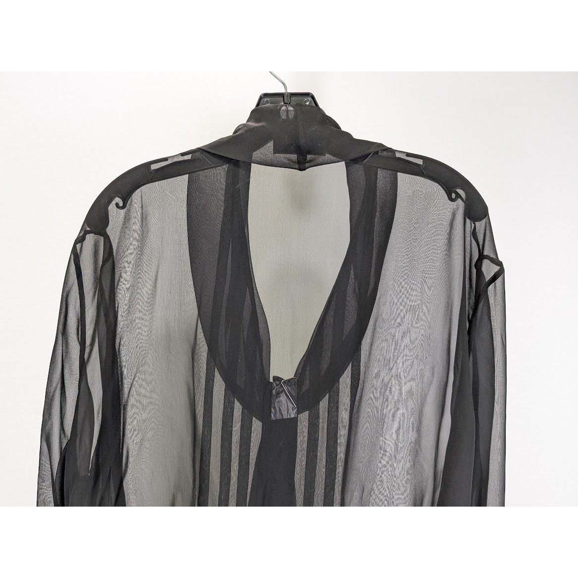 Saint Laurent Paris o1rshd1 Lavallière silk crêpe de chine shirt in Black Size US M / EU 48-50 / 2 - 10 Thumbnail