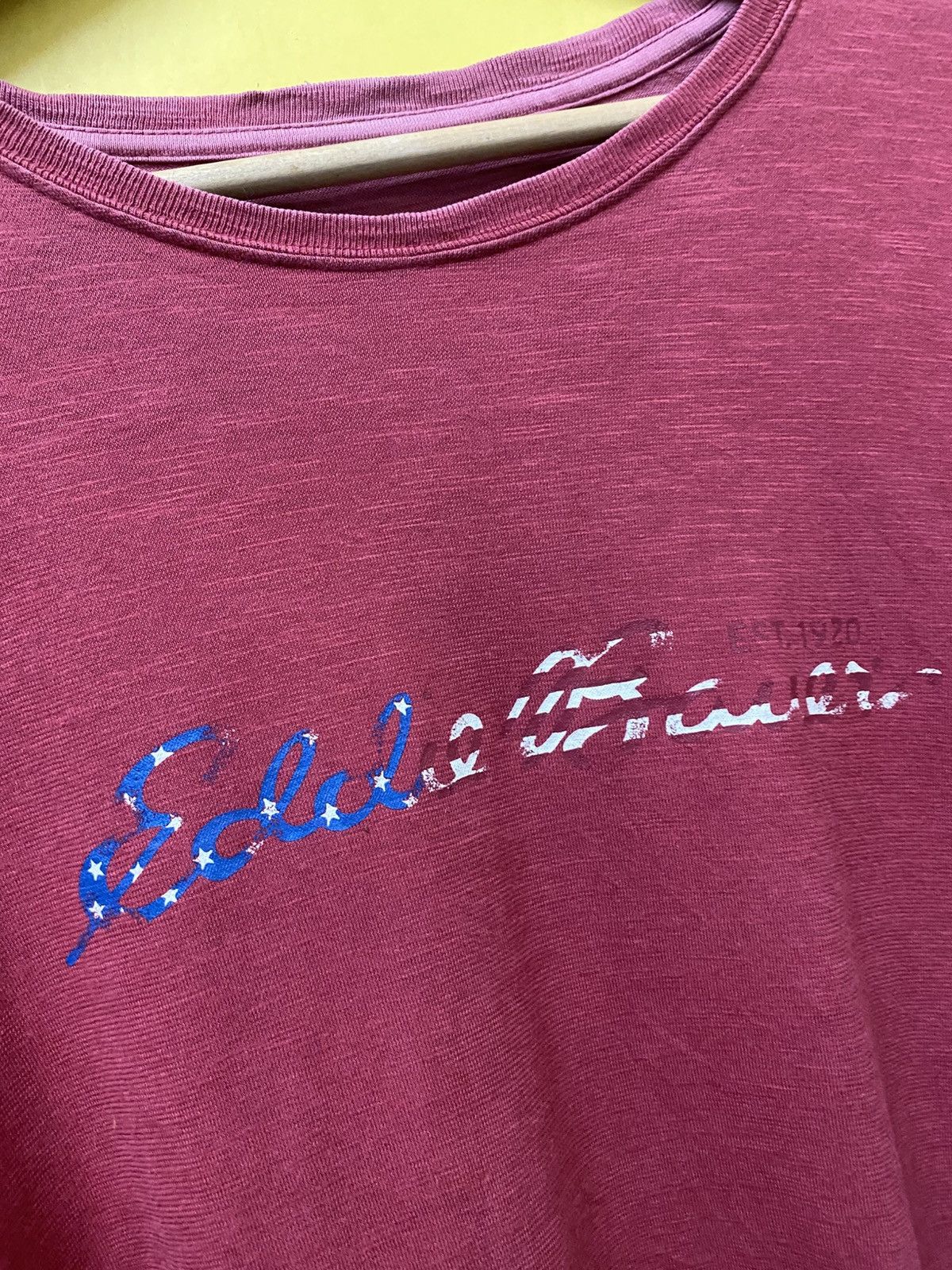 Eddie Bauer Eddie Bauer Tshirt Short Sleeve Small Logo Size US L / EU 52-54 / 3 - 5 Thumbnail