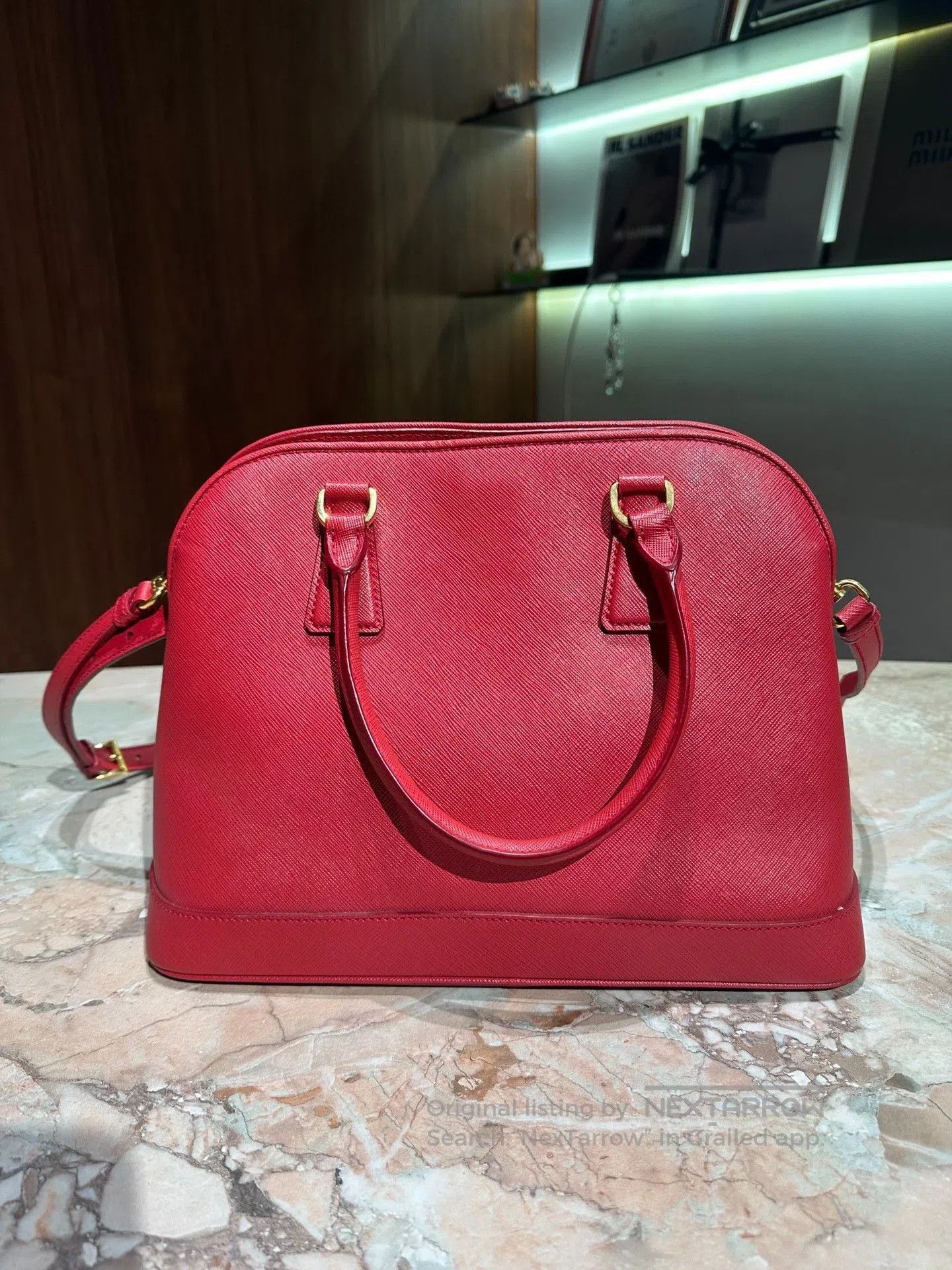Prada Prada Red Cross-Grain Cowhide Bag. Size ONE SIZE - 2 Thumbnail
