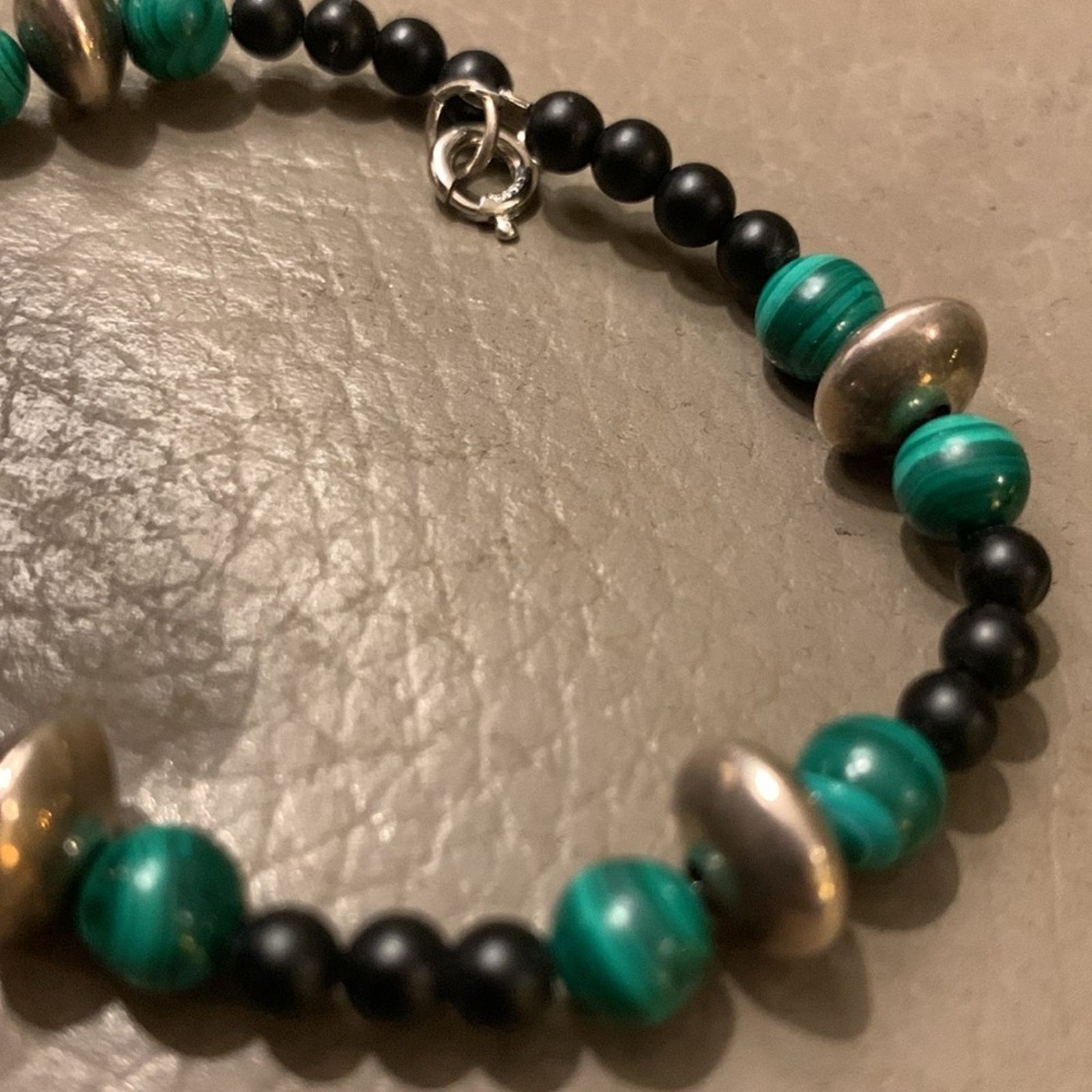 Vintage 925 Sterling silver,malachite and onyx beads bracelet Size ONE SIZE - 1 Thumbnail
