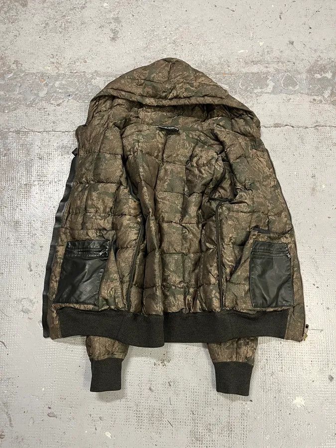 Dolce & Gabbana 2000s Dolce & Gabbana Holographic Camo Khaki Puffer Jacket Size US S / EU 44-46 / 1 - 8 Thumbnail