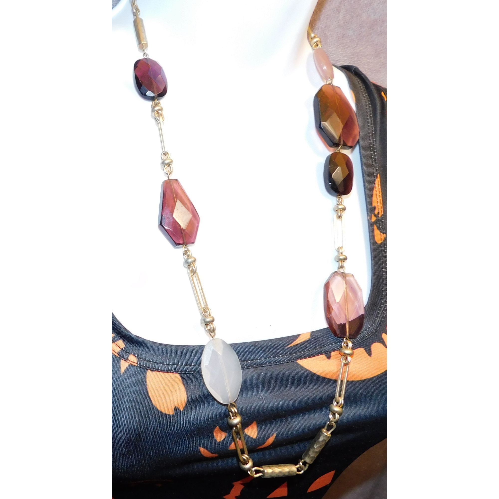 Other Purple White And Gold Tone Gemmed Station Necklace Size ONE SIZE - 3 Thumbnail