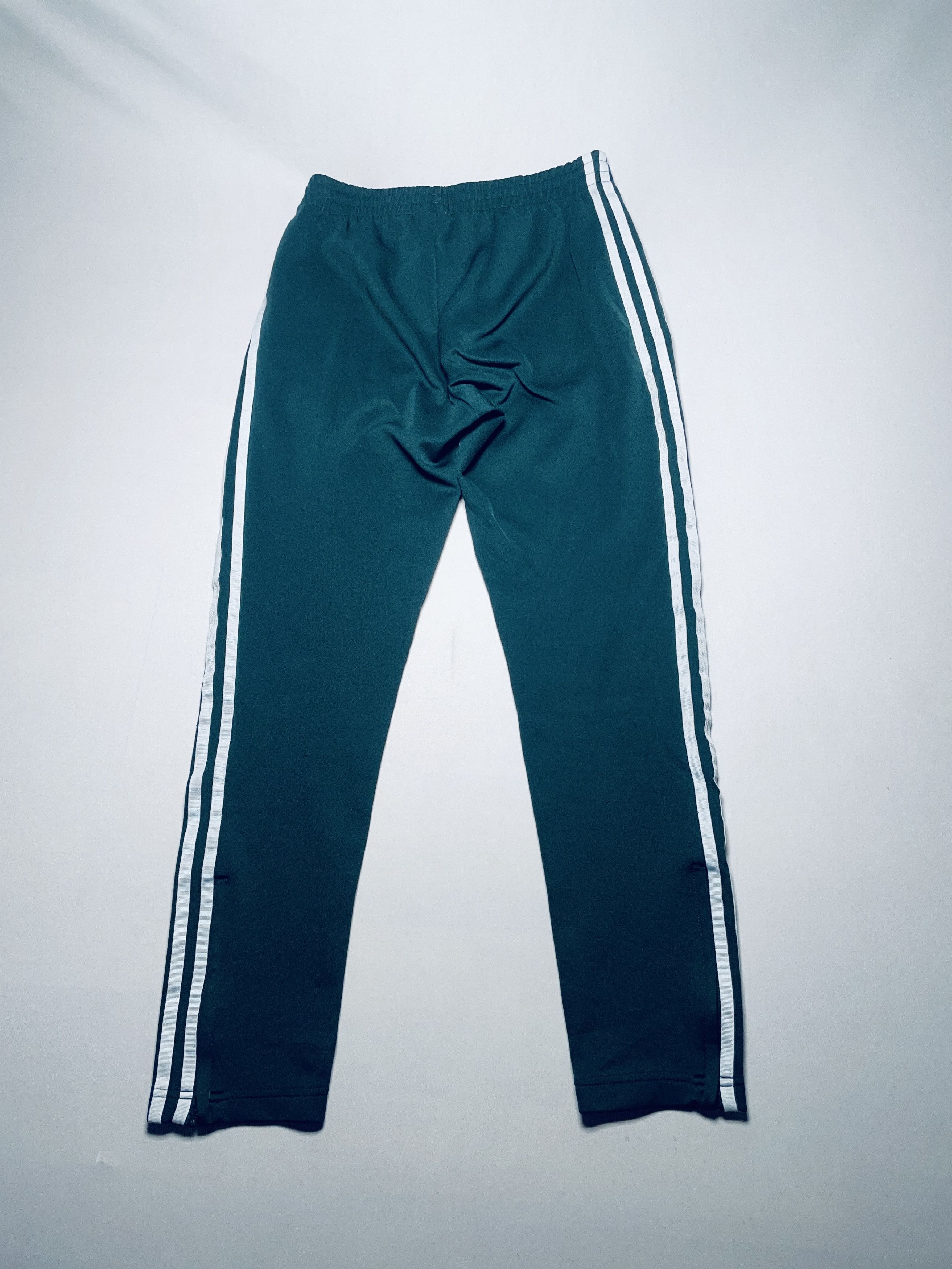 Adidas 👖 24,90 € – Adidas Trainingshose Damen Gr. M Size US 38 / EU 54 - 4 Thumbnail