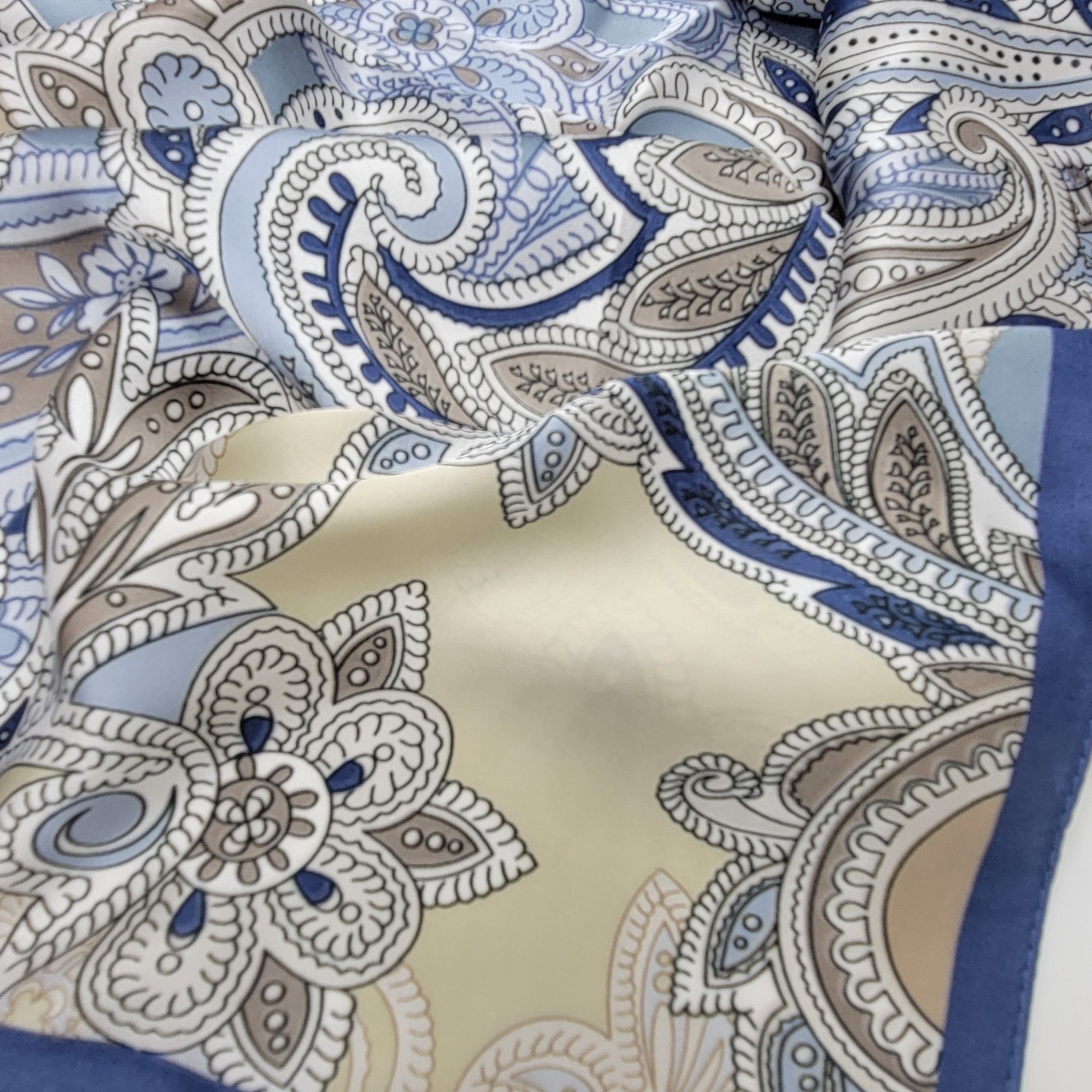 Other ⭐Elegant Bandana Square Scarf Silky Satin Soft Blue Silver V Size ONE SIZE - 5 Thumbnail