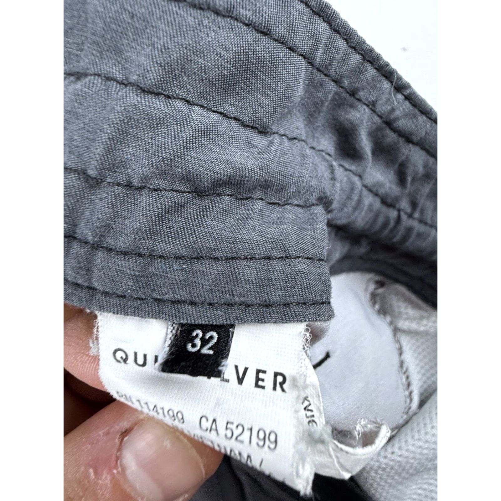 Quiksilver Quiksilver Board Shorts Mens 32 Gray Colorblock Beach Surfing Lifeguard Drawstring Polyester Spandex Blended Fabric Size US 32 / EU 48 - 3 Thumbnail