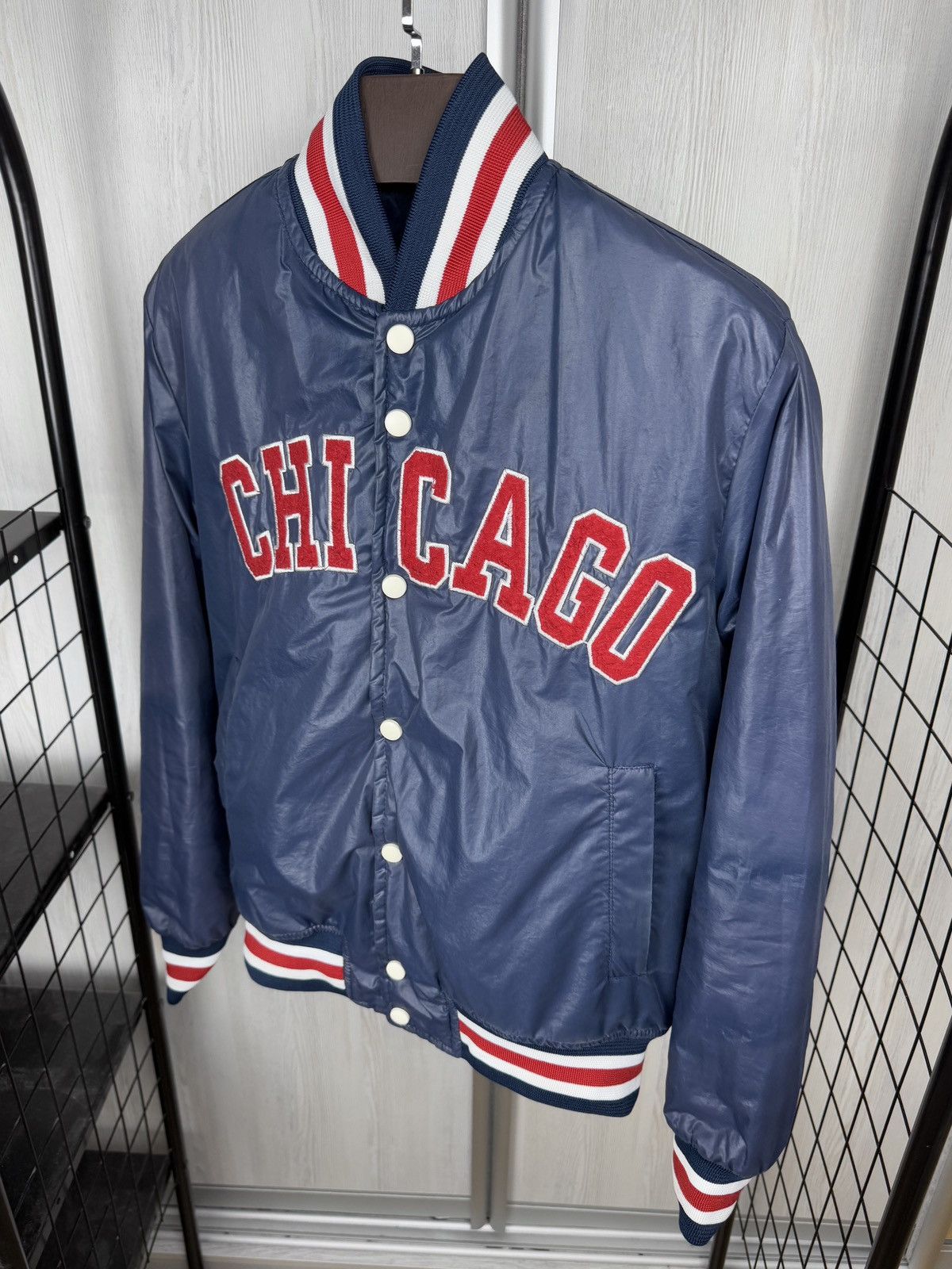 Vintage Chicago Bulls vintage nylon big logo bomber jacket Size US M / EU 48-50 / 2 - 6 Thumbnail