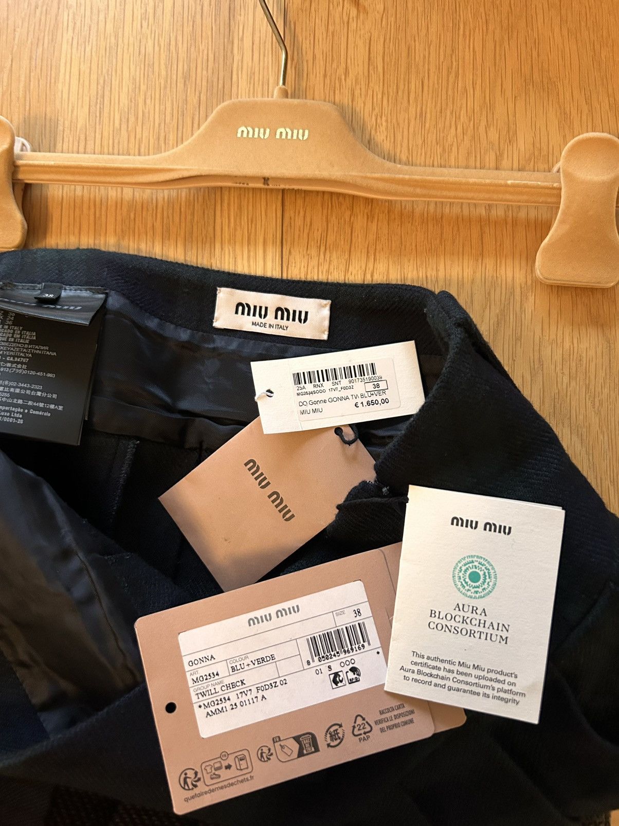 Miu Miu Miu Miu Check Virgin Wool Logo Skirt Size 26" / US 2 / IT 38 - 11 Thumbnail
