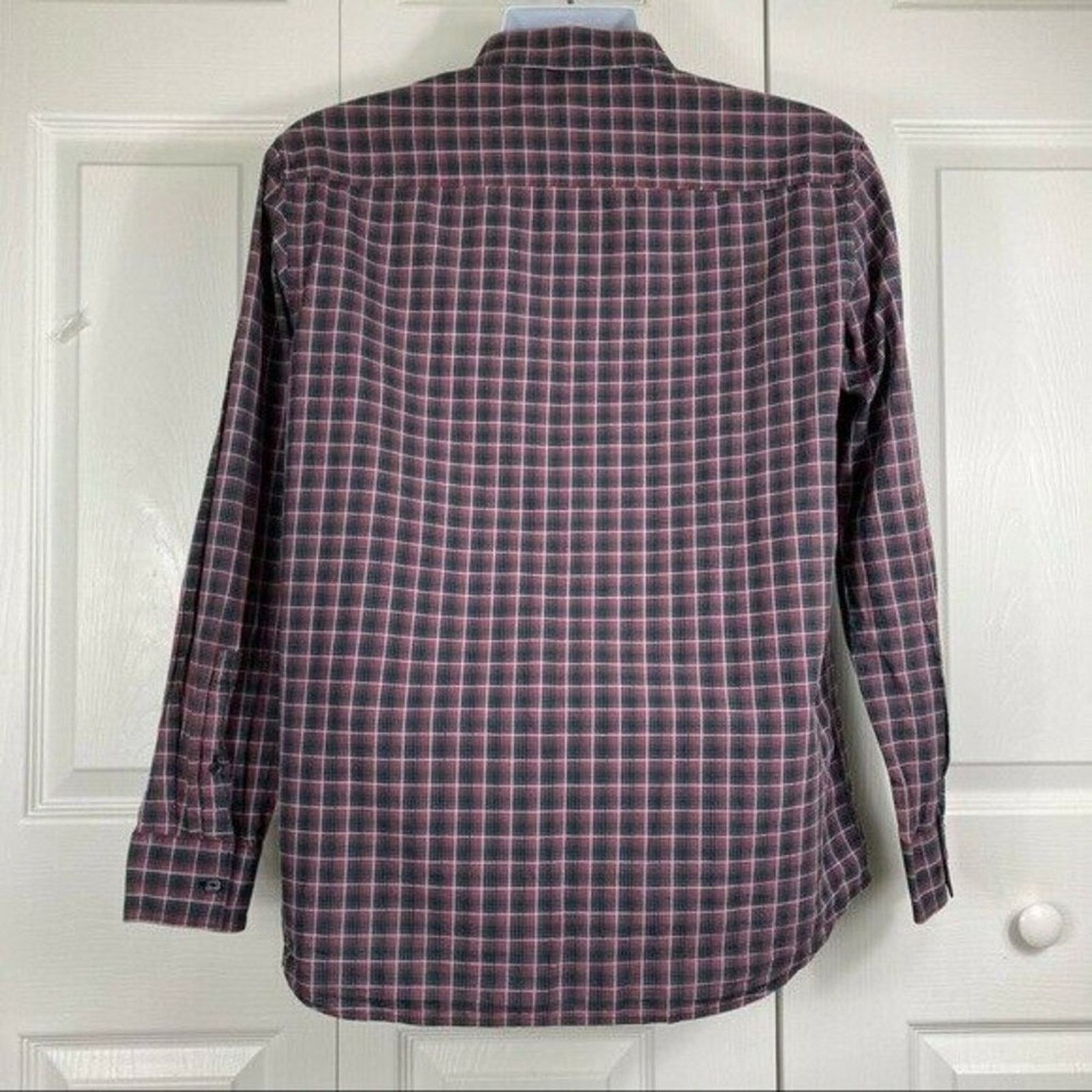 Calvin Klein Calvin Klein Men's Plaid Shirt, Size M Size US M / EU 48-50 / 2 - 2 Thumbnail