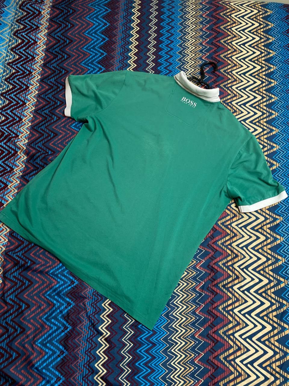 Hugo Boss Streetwear T-Shirt Hugo Boss green Y2K Vintage Size US XL / EU 56 / 4 - 18 Thumbnail