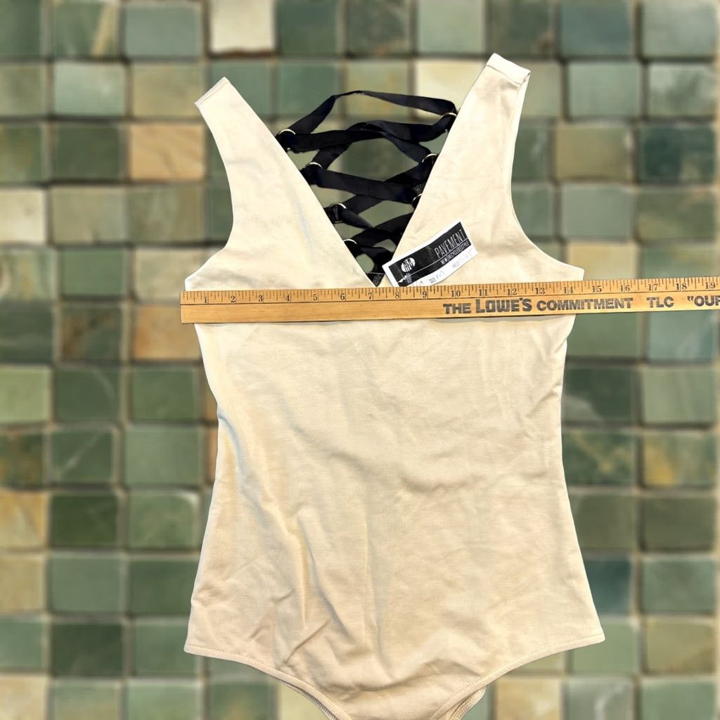 Vintage AUSTRALIA E.ssue Beige Lace Up Black Ribbon V Neck Tank Bodysuit NWT Bardot Camisole Women S Regular Tank Sleeveless XS? Size S / US 4 / IT 40 - 1 Thumbnail