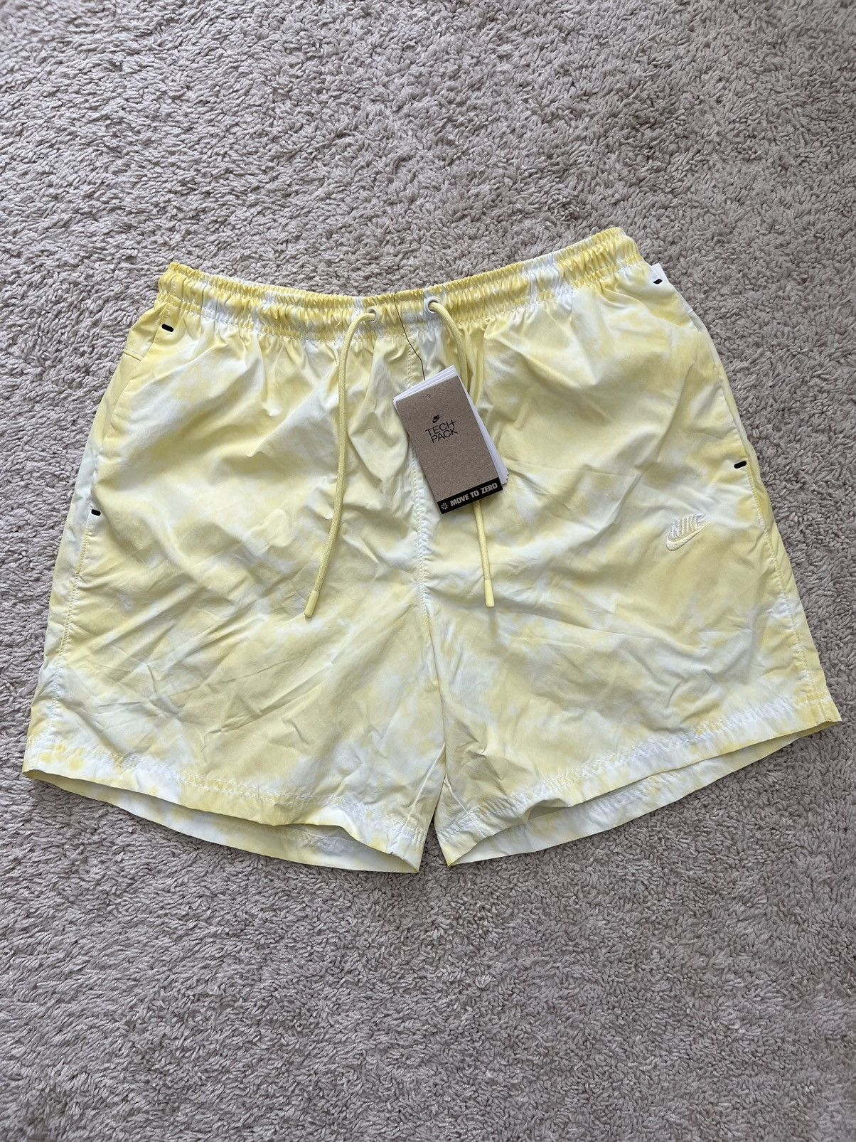 Nike Nike Tech Pack Sportswear Woven Shorts Tye Dye Yellow Size US 32 / EU 48 - 5 Thumbnail