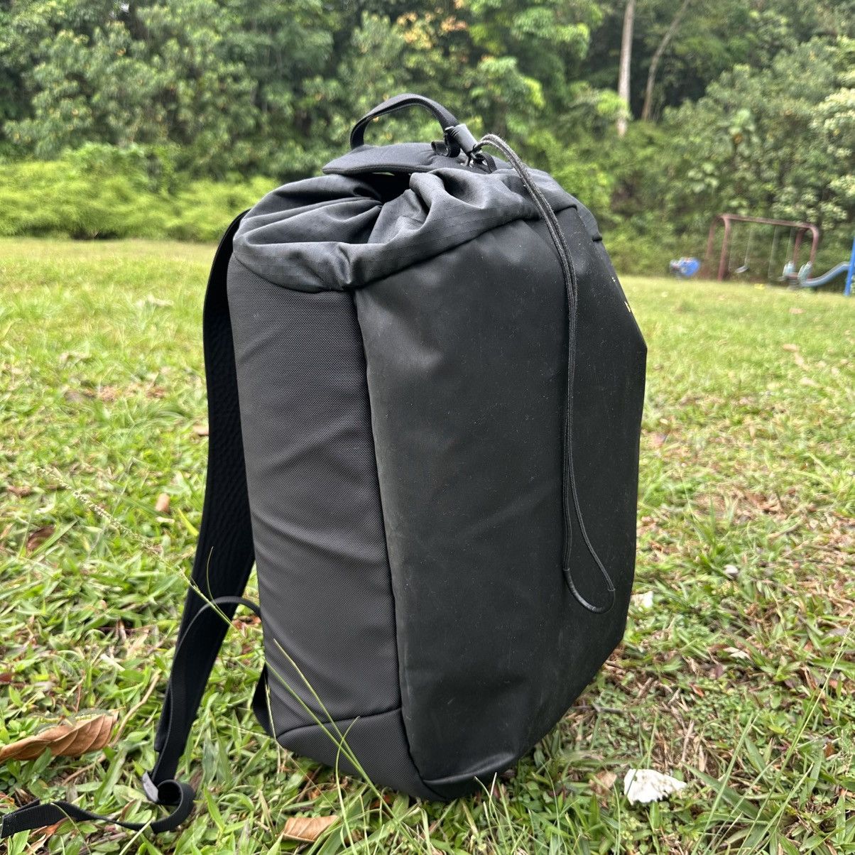 Arc'teryx Arc’teryx Arro 20 Bucket Bag Black Technical Backpack Size ONE SIZE - 2 Thumbnail
