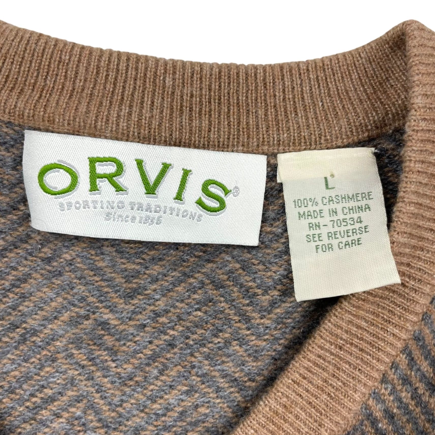 Orvis Orvis Men’s 100% Cashmere V-Neck Pullover Sweater Tan/Gray Herringbone Large V-Neck Men’s Pullover Sweater Cashmere Regular Fit Size US S / EU 44-46 / 1 - 3 Thumbnail