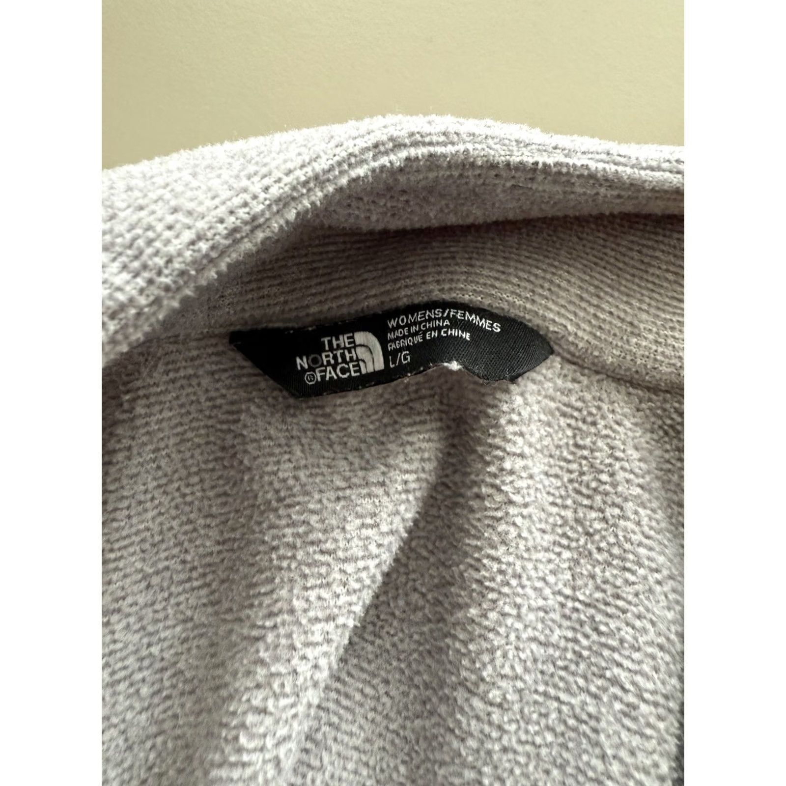 The North Face The North Face Jacket Womens Large Gray Women Ribbed Grey Fleece High Neck Zip Front Pockets Size L / US 10 / IT 46 - 4 Thumbnail