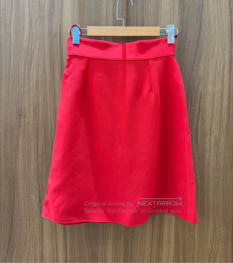 Gucci Gucci Red double G gold buckle skirt Size 25" / US 0 / IT 36 - 2 Thumbnail