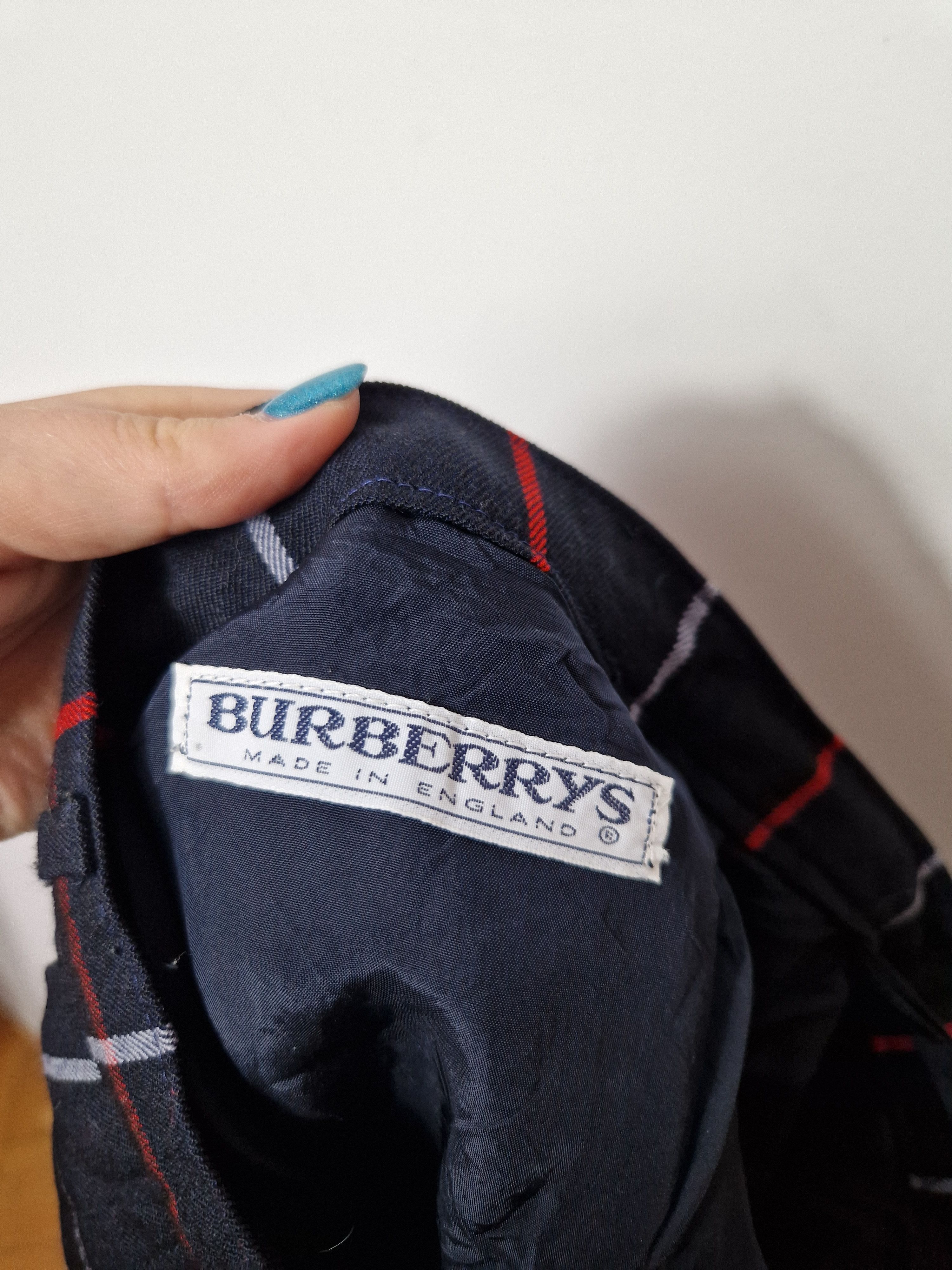 Burberry × Vintage Burberry vintage wool navy nova check mini skirt Size 26" / US 2 / IT 38 - 5 Thumbnail