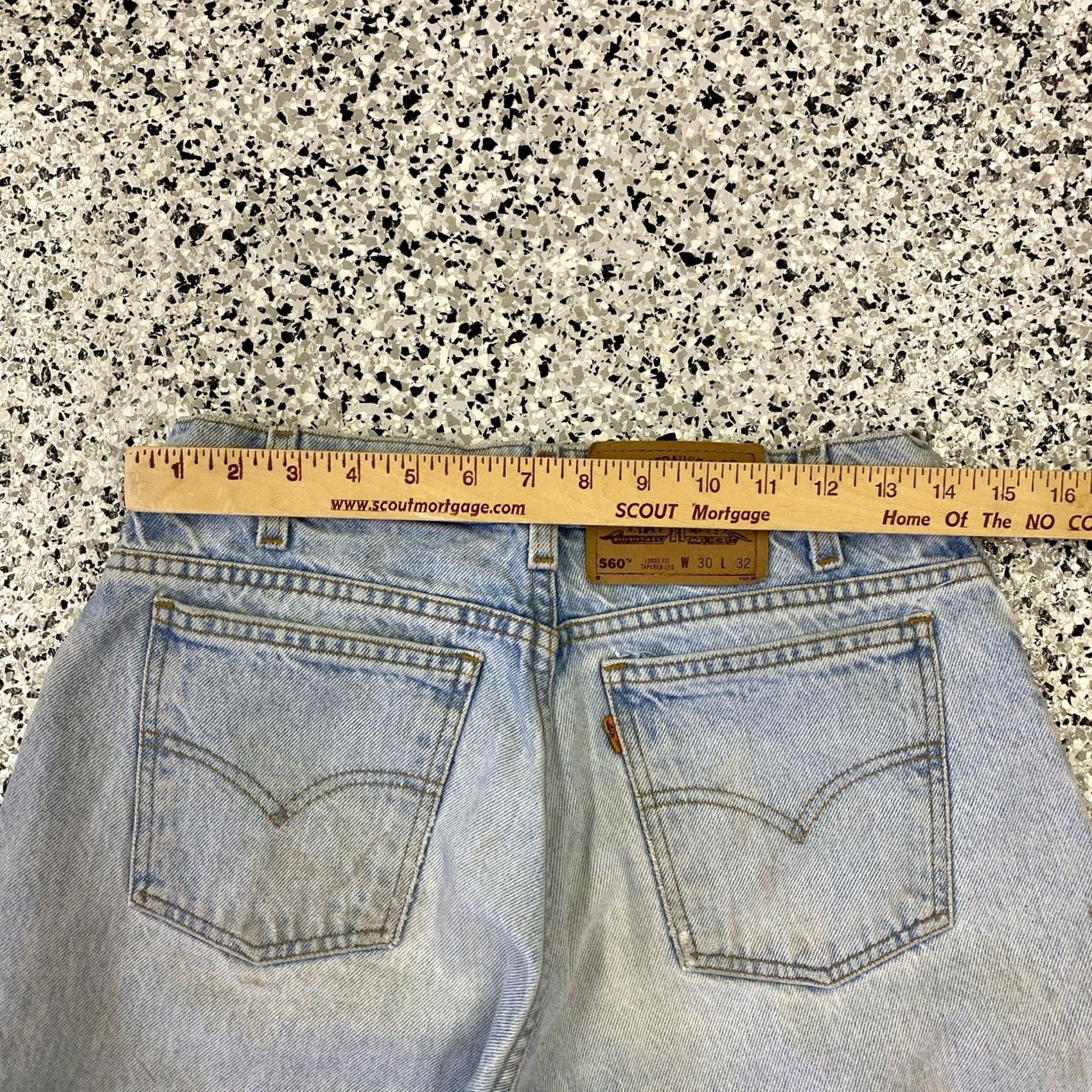 Levi's VINTAGE Levi's Jeans Mens 28 Regular 28x31 Blue 560 Loose Tapered Orange Tab Jeans Size US 28 / EU 44 - 4 Thumbnail